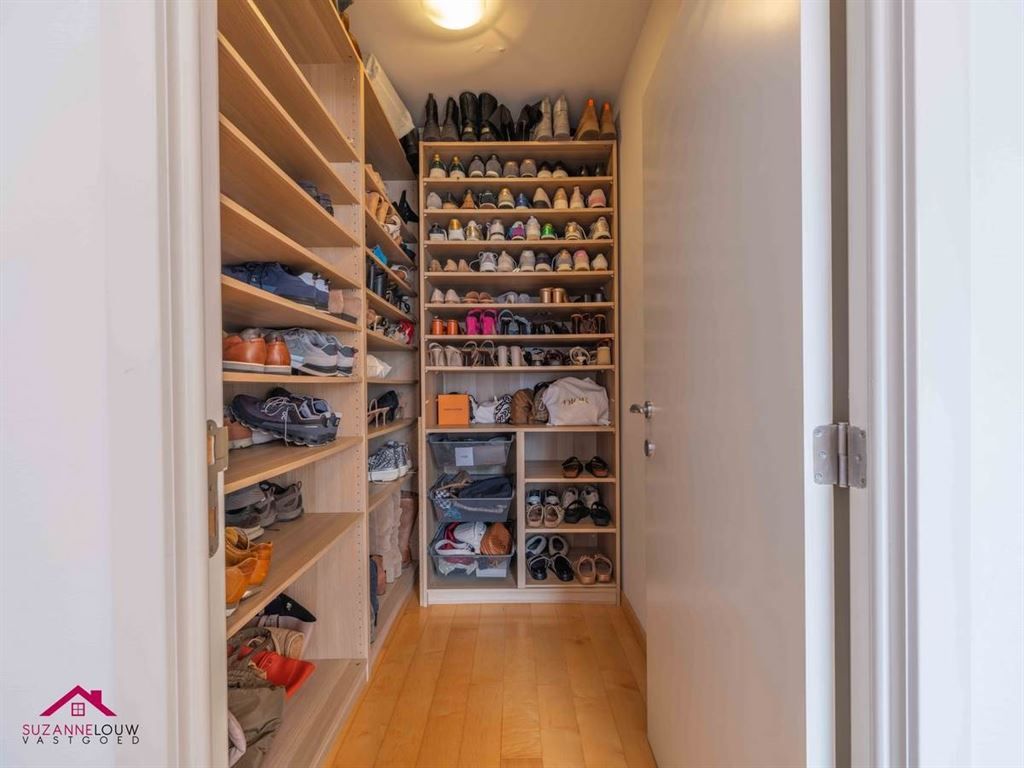 Ruim en gezellig appartement vlakbij het centrum foto 25