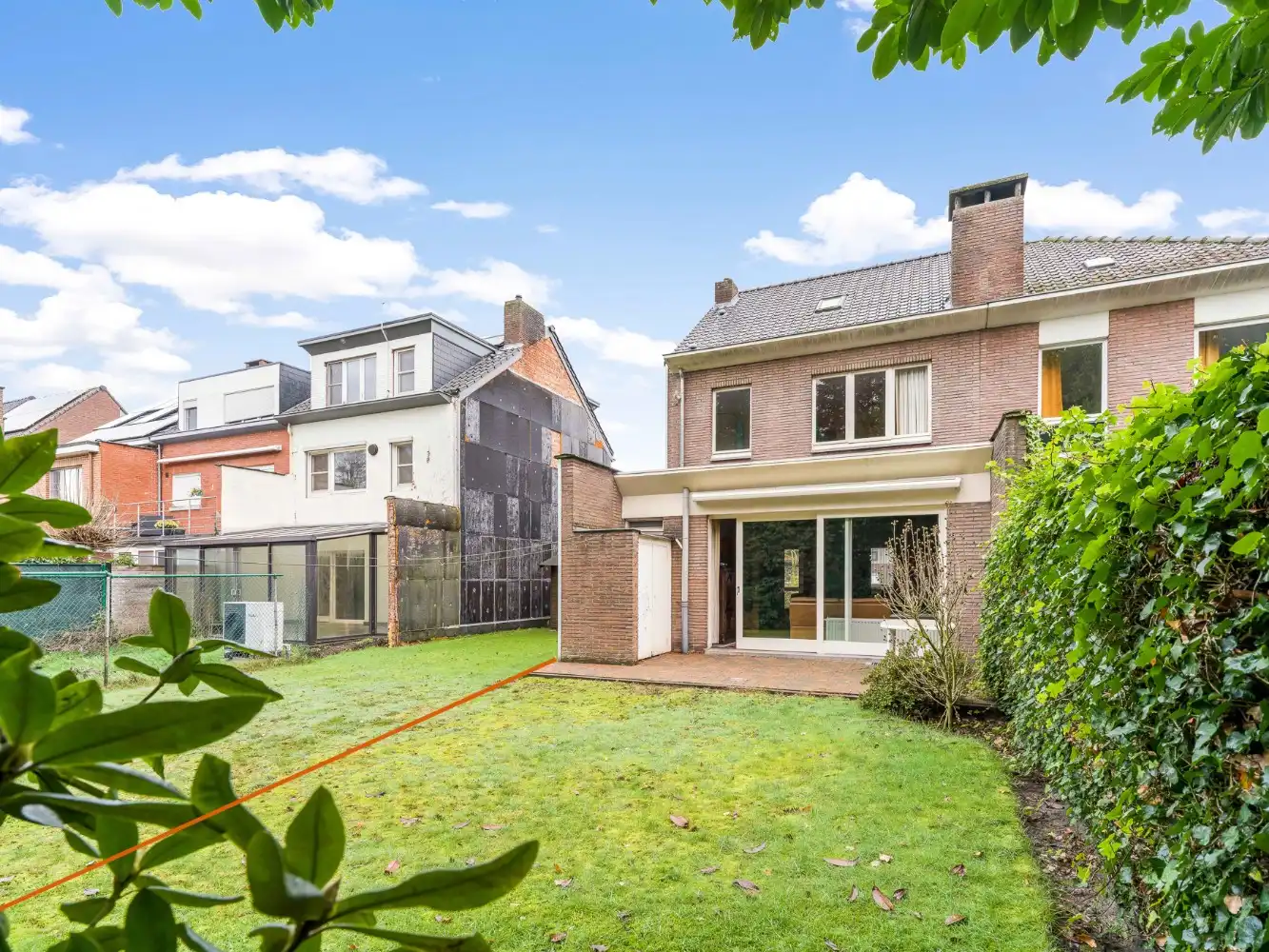 Licht op te frissen woning met 3 slpk. en tuin foto 22