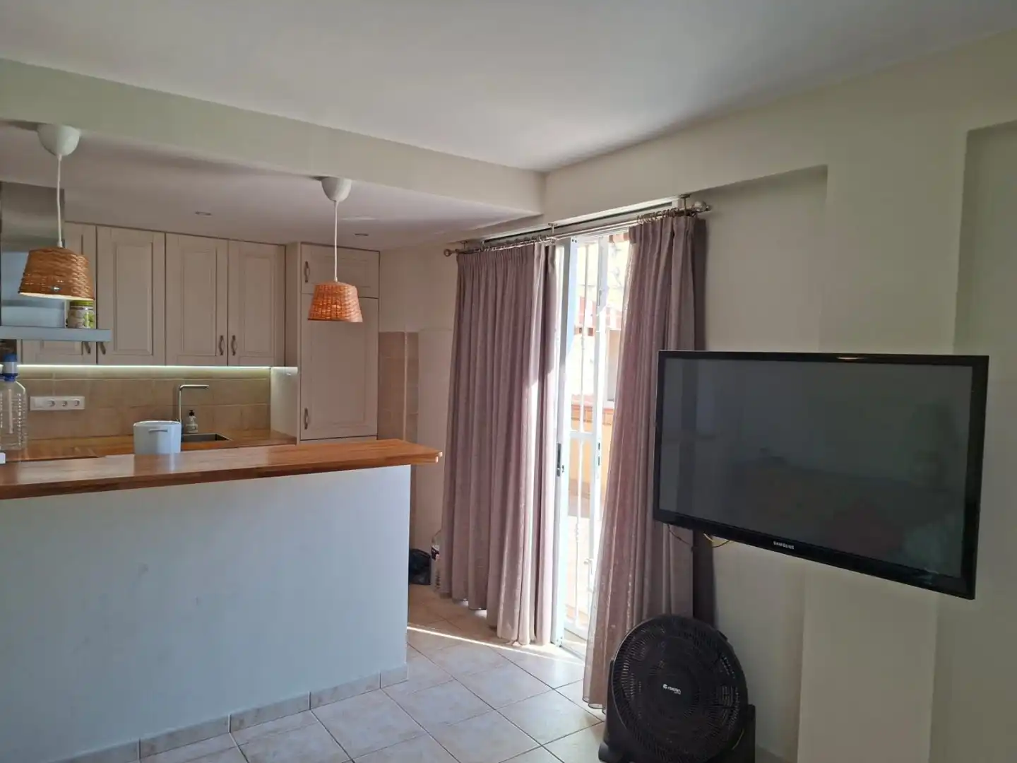 Ruim hoekappartement met drie slaapkamers op topligging foto 7