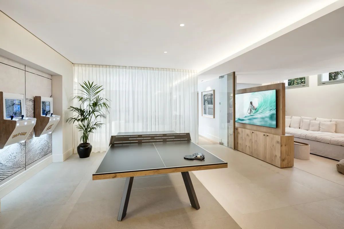 Exclusieve villa met ruim perceel – luxe, ruimte en sereniteit foto 12