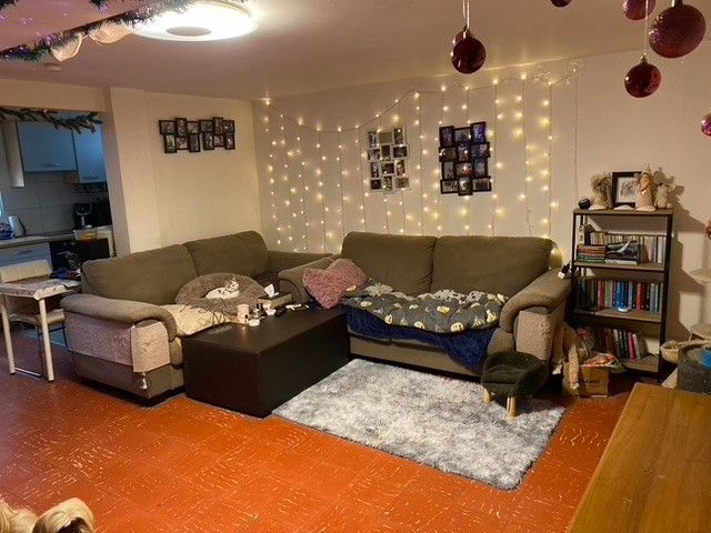 Genk, Nieuwe Kuilenweg 57 - Opbrengsteigendom bestaande uit 2 appartementen, 1 studio, 2 garages, 4 autostaanplaatsen en tuin. foto 11