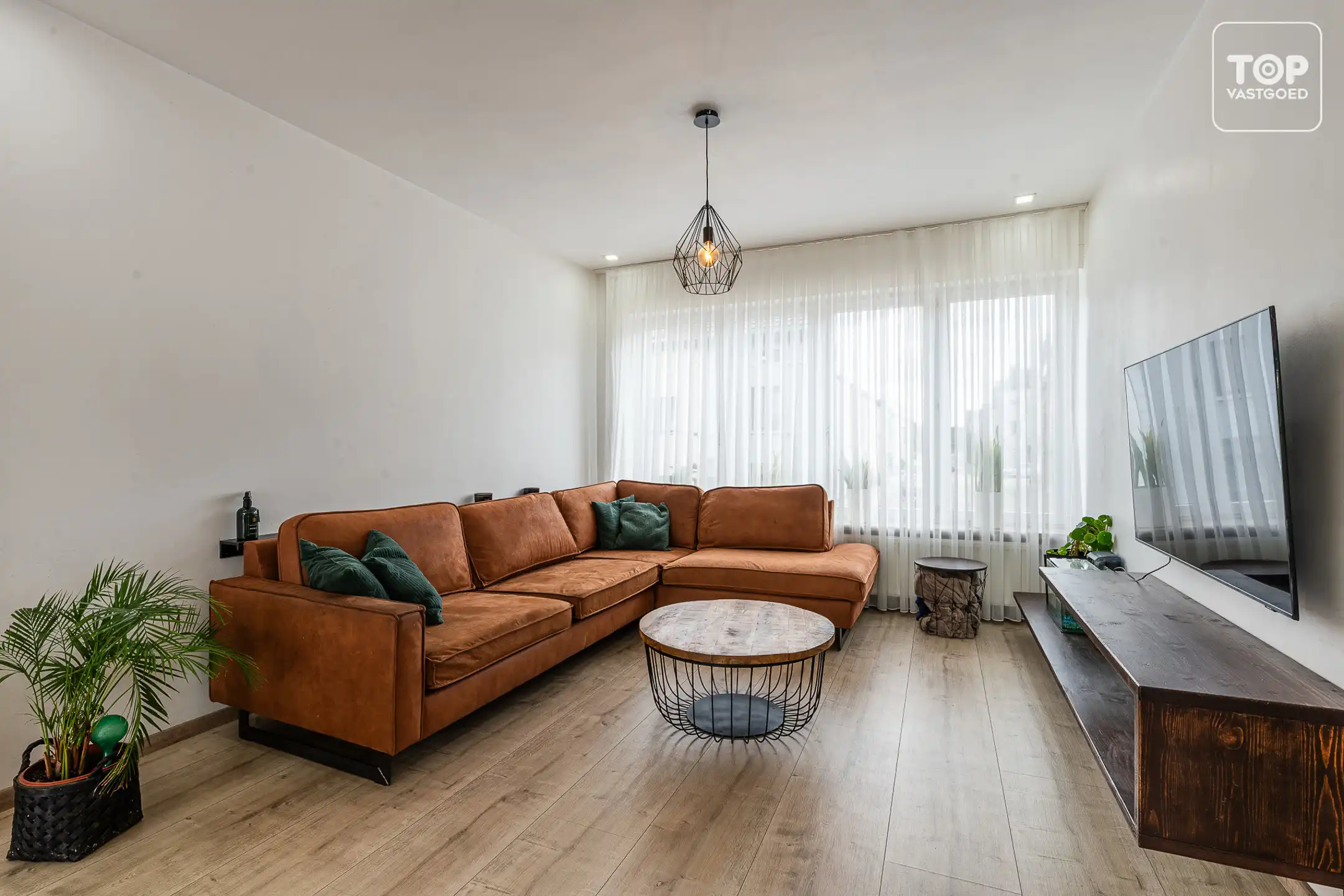 Instapklare woning met tuin vlakbij het Voorhavenpark. foto 21