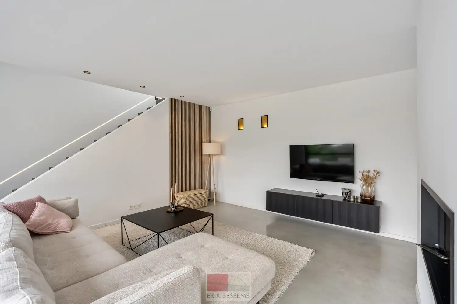 Energiezuinige, moderne woning met een bewoonbaar oppervlakte van circa 195 m², gelegen op een perceel van 776 m² in een rustige en groene omgeving. foto 12