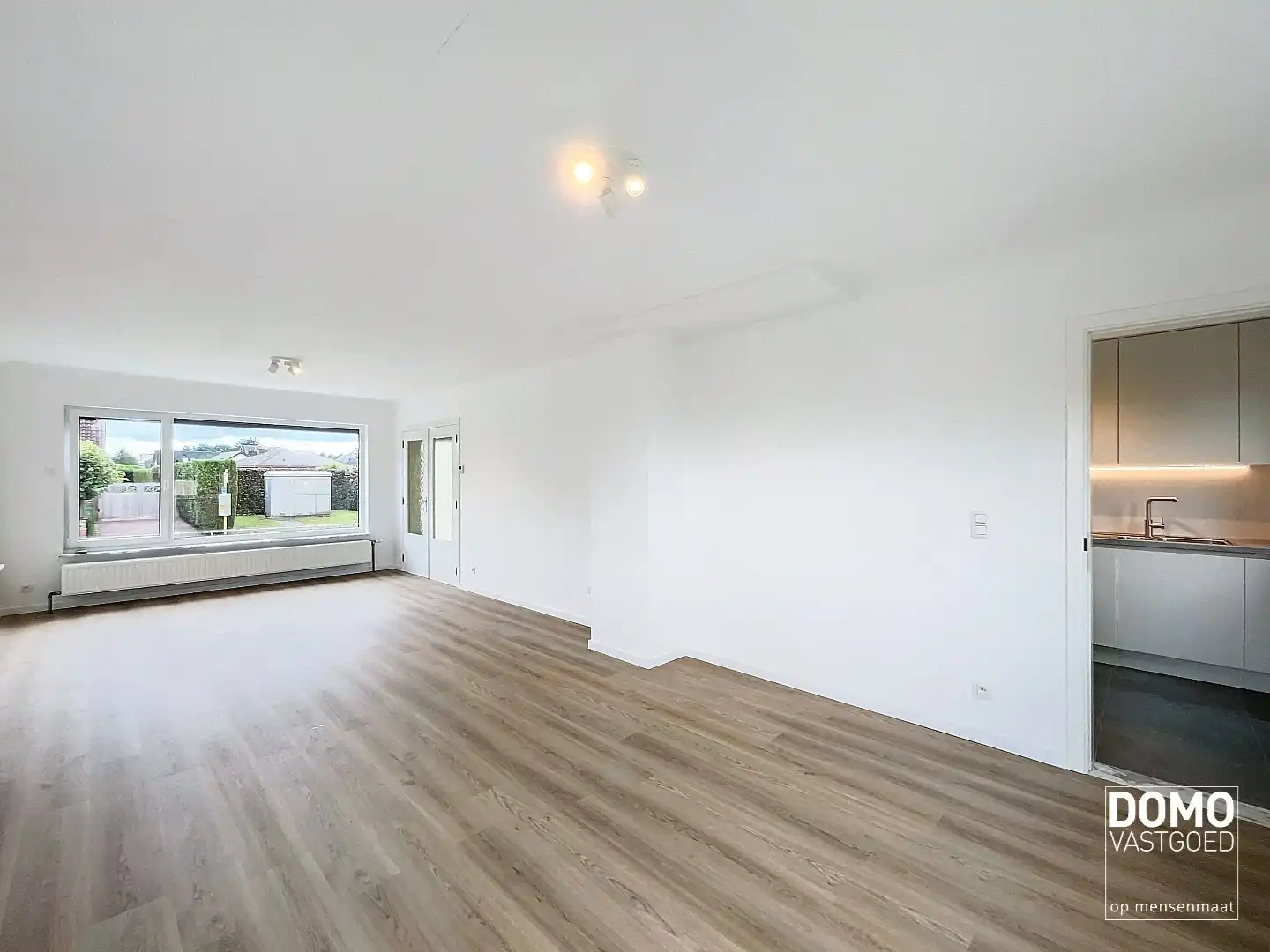Gerenoveerde woning met tuin en inpandige garage gelegen te Spalbeek, 2 slaapkamers, 140m² bewoonbare oppervlakte, Energielabel C foto 3