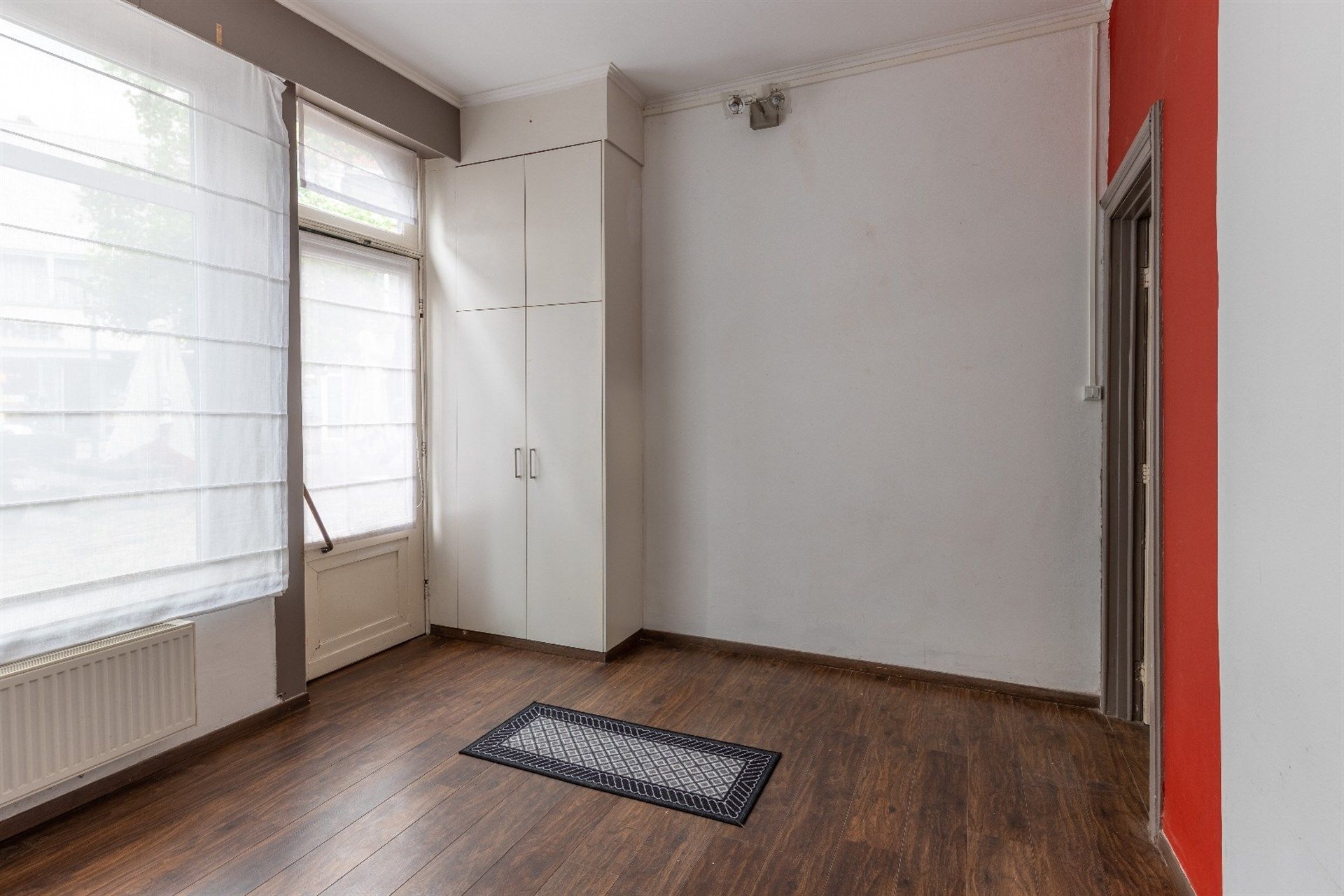 Ruime woning met 3 slaapkamers in het centrum. foto 4
