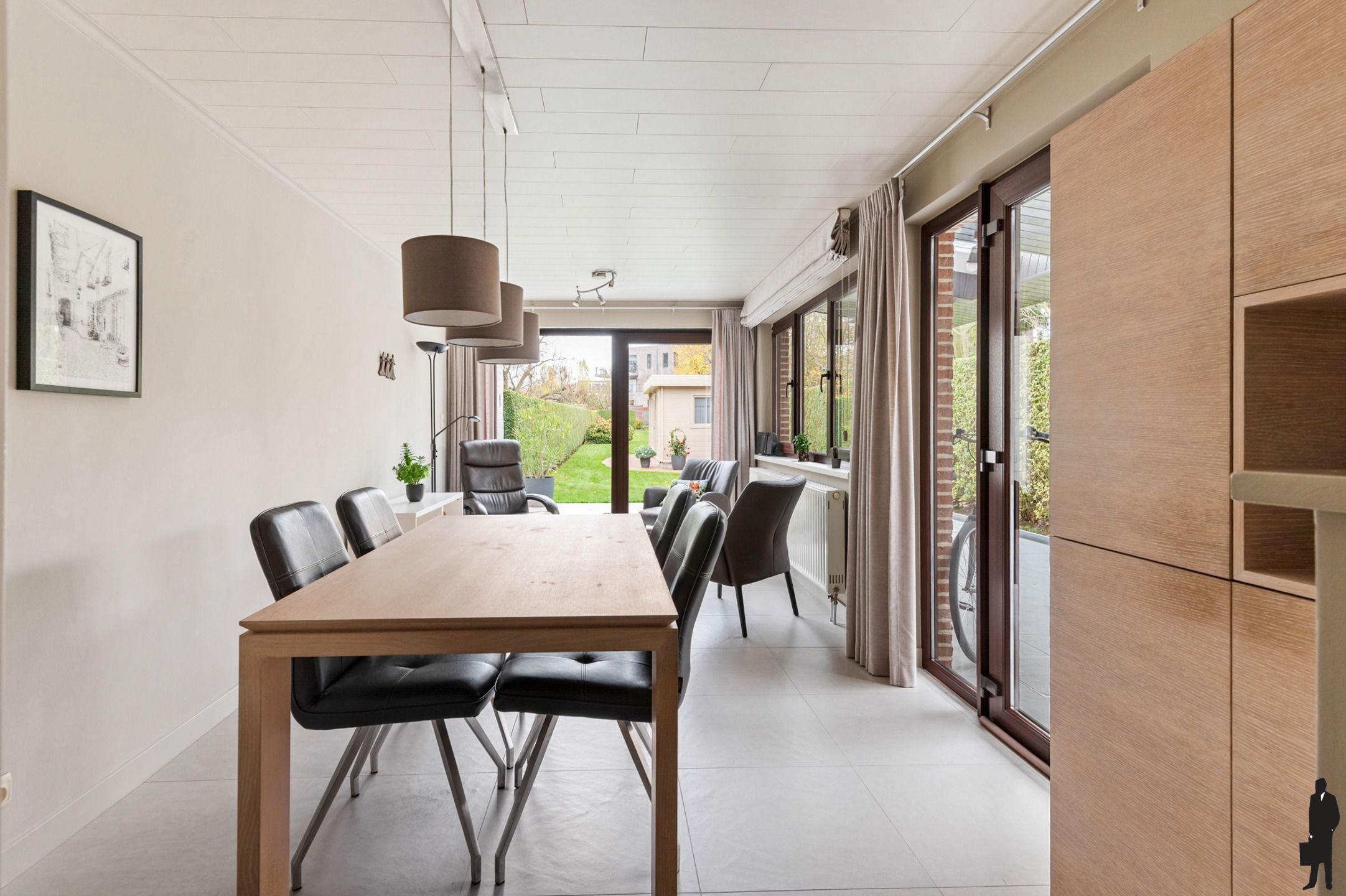 HOB met 4 slpks, bureau en prachtige tuin in centrum Edegem foto 9