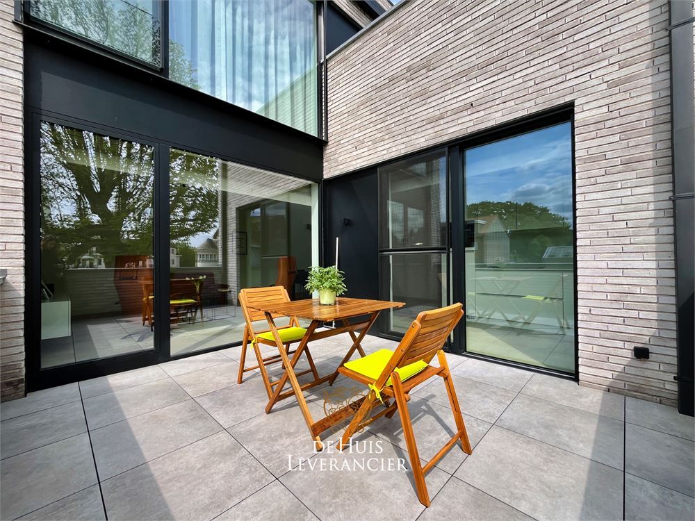 Discrete luxe & tijdloze elegantie : subliem nieuwbouwappartement met terras en gemeenschappelijk tuin te koop in Boechout foto 3