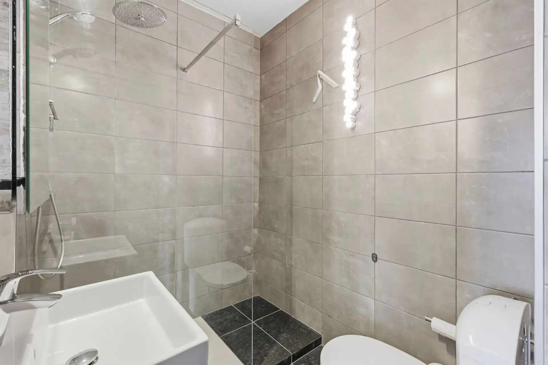 ZONNIG / INSTAPKLAAR  foto 10