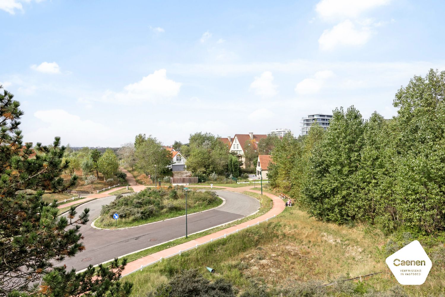 Ruim en rustig gelegen appartement met zonneterras en garage – De Panne foto 3