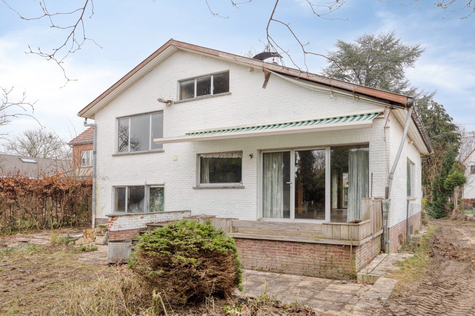 Open bebouwing met 3 slaapkamers, ruime garage op een perceel van 9a 62ca– EPC 596 kWh/m² - bewoonbare opp. 218 m² foto 29