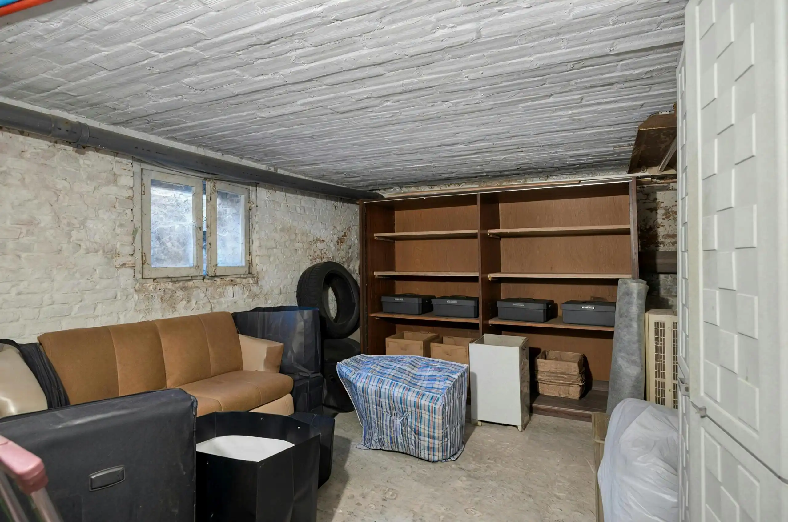 Huis met 3 slaapkamers, 3 badkamers en tuin te koop in Wilrijk foto 19