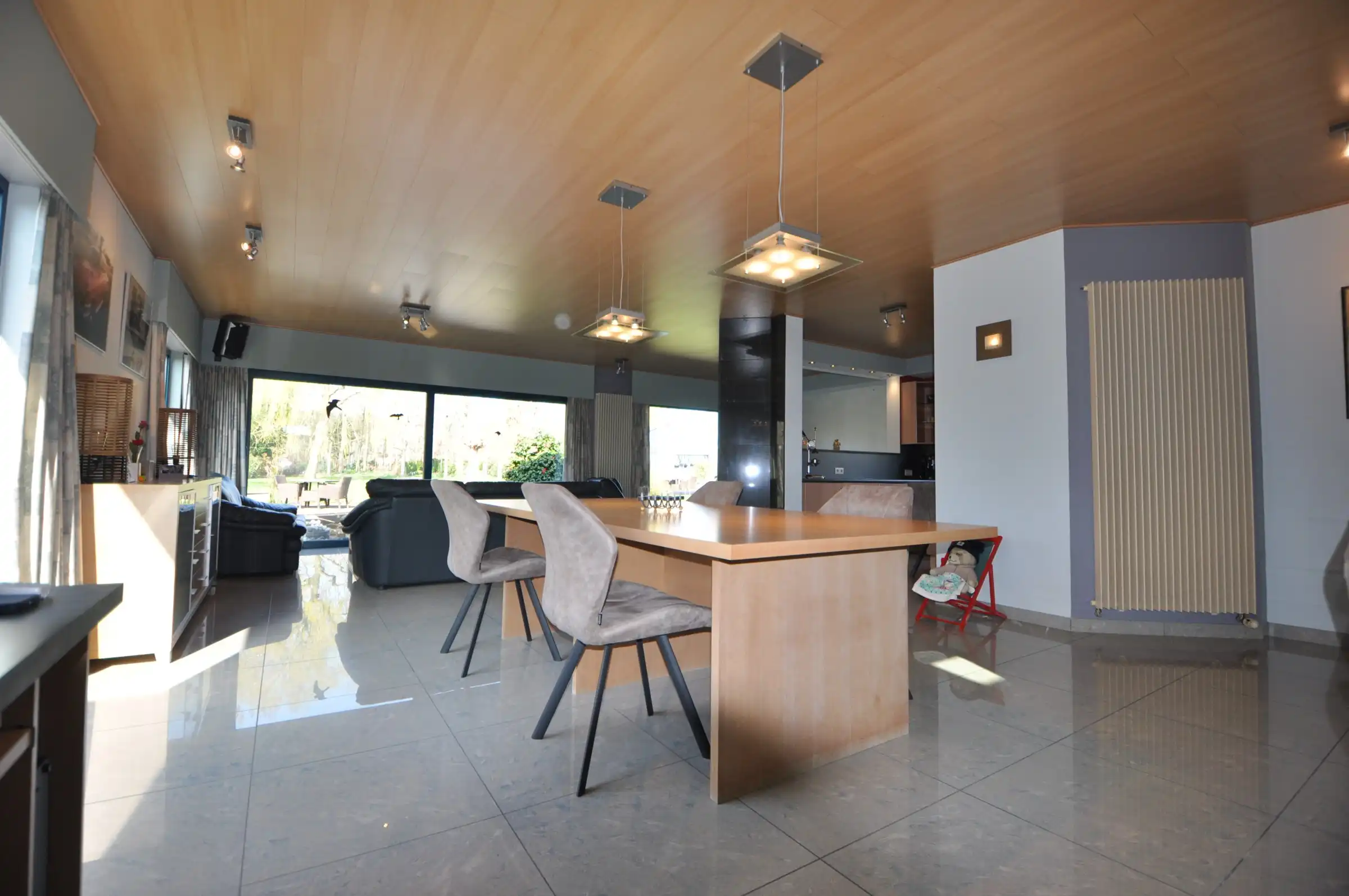 Exclusief wonen in een oase van rust ! foto {{pictureIndex}}