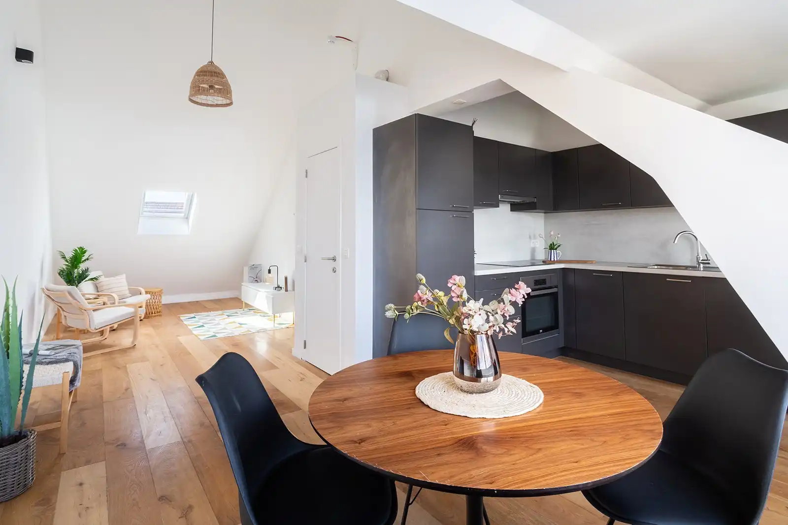 Modern wonen onder de Antwerpse skyline foto 2