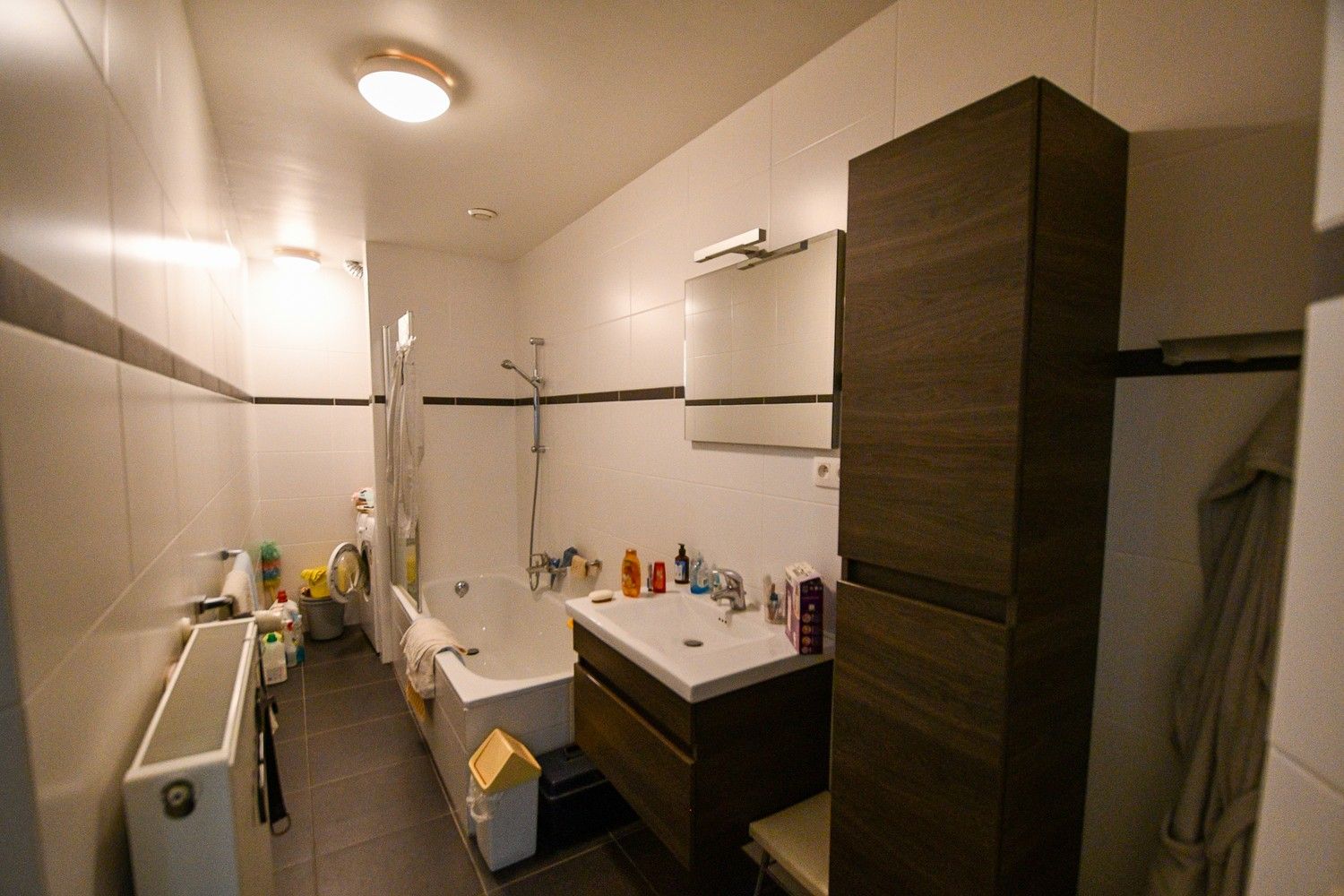 Recent 2-slaapkamerappartement met mooi overdekt terras foto 4
