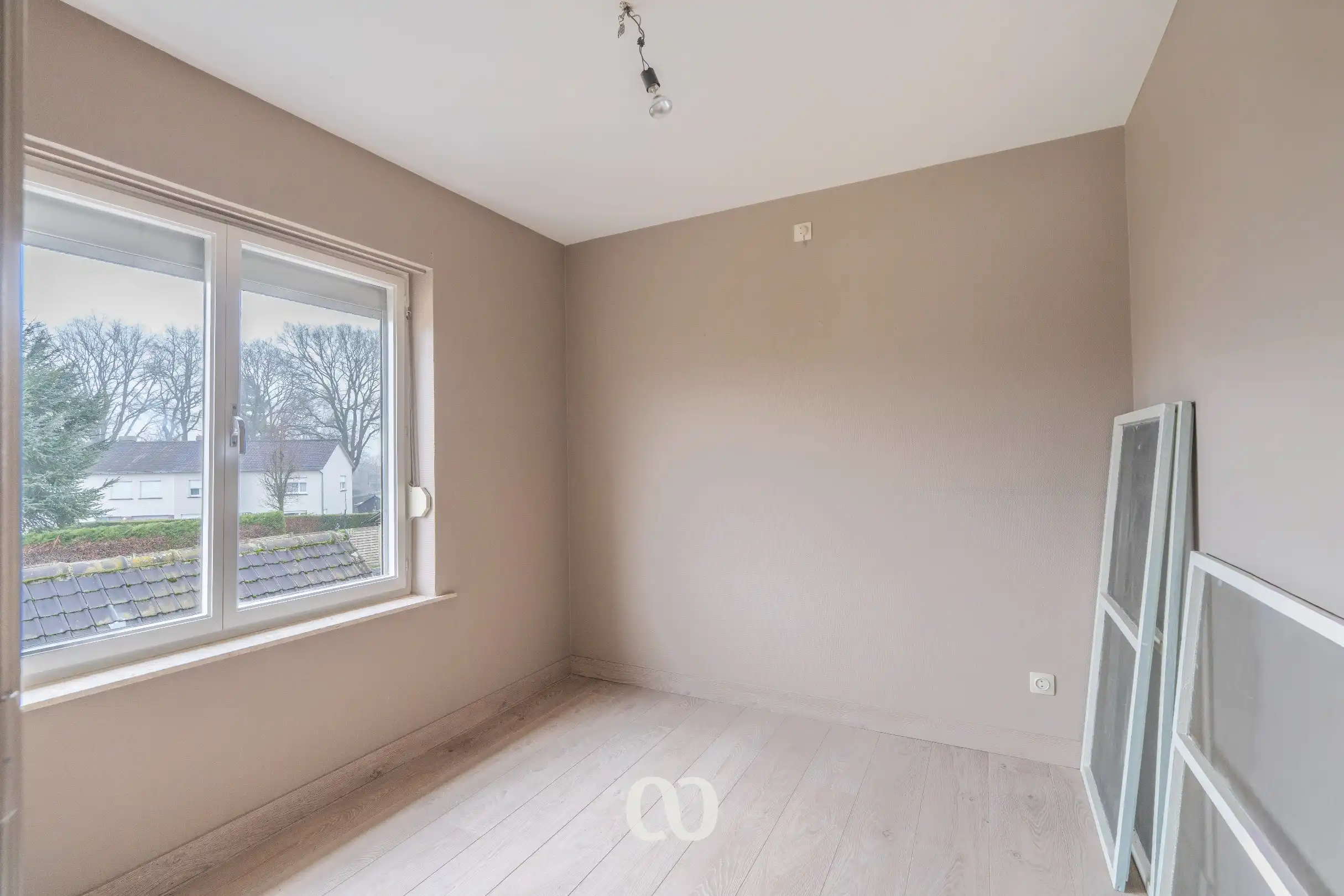 Gezellige gezinswoning met 4 slaapkamers in het landelijke Lozer foto 11