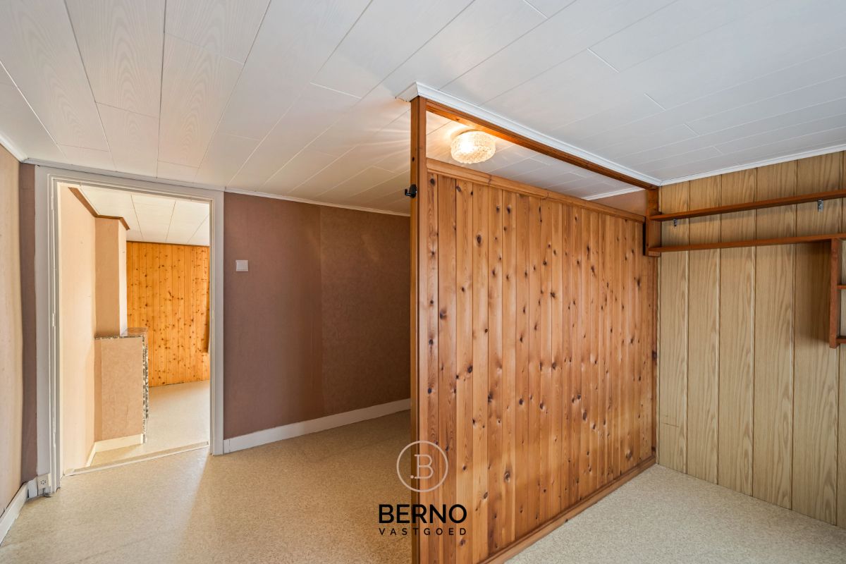 Centraal gelegen woning met tuin en garage. foto 12