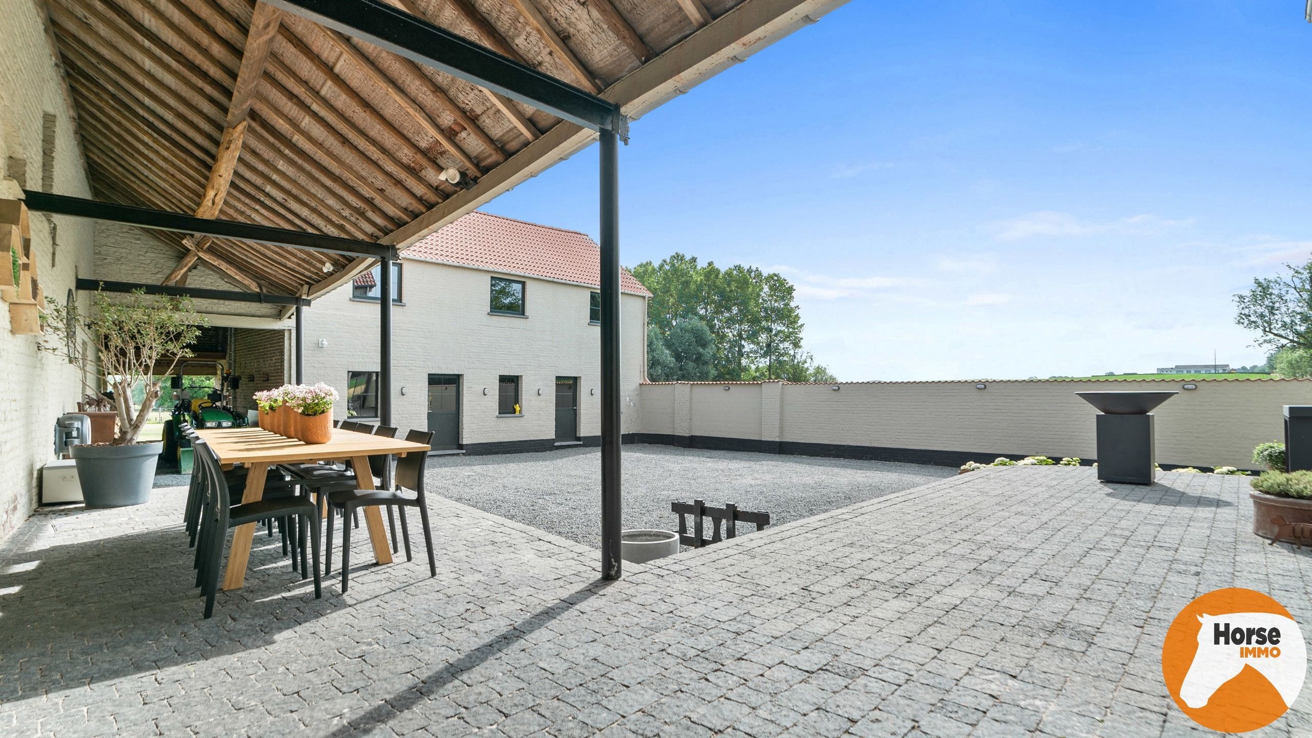PEPINGEN - Smaakvol gerenoveerde hoeve met aanpalende weide  foto 4