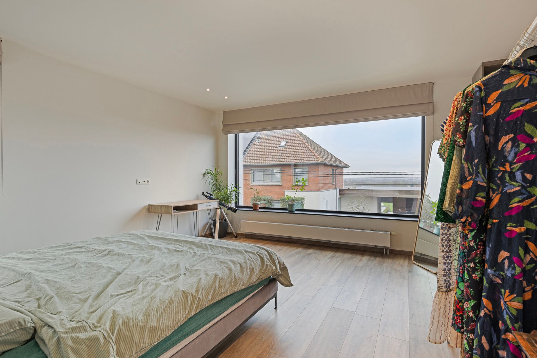 Lichte en ruime moderne woning in Lembeek foto 8