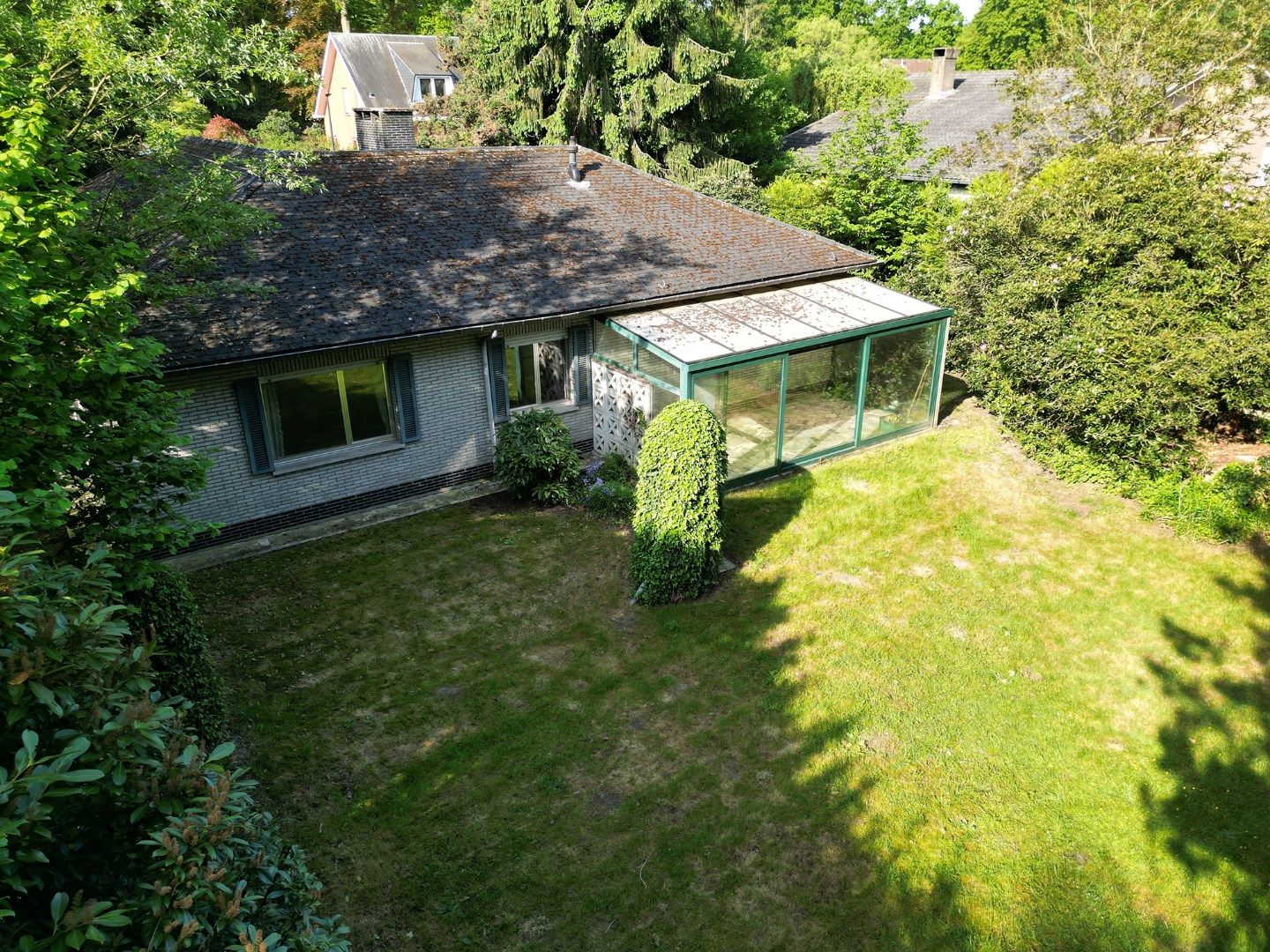 Villa op 10a 75ca in rustige woonwijk te  Schiplaken. foto 22