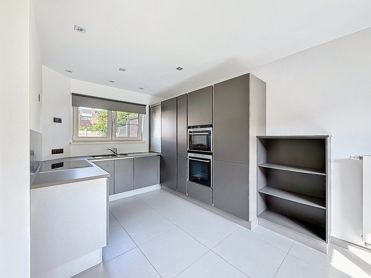 Instapklare woning in rustige wijk te Rotselaar foto 3