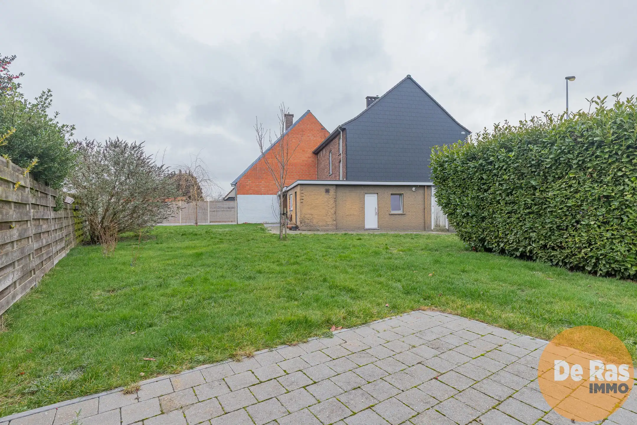 DENDERLEEUW - instapklare woning op centrale ligging! foto 22