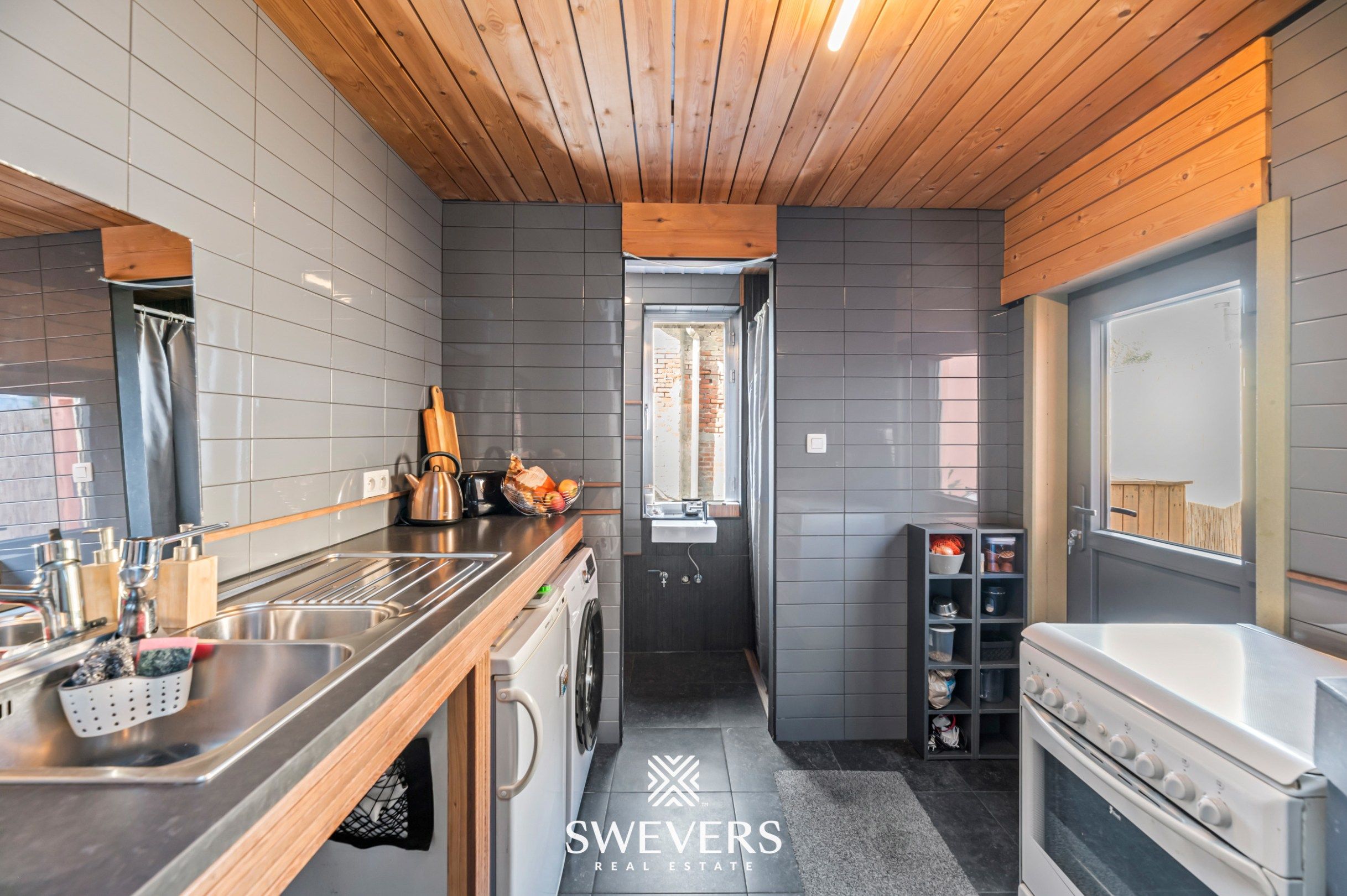 Gerenoveerde charmante woning met potentieel te Leopoldsburg foto 10
