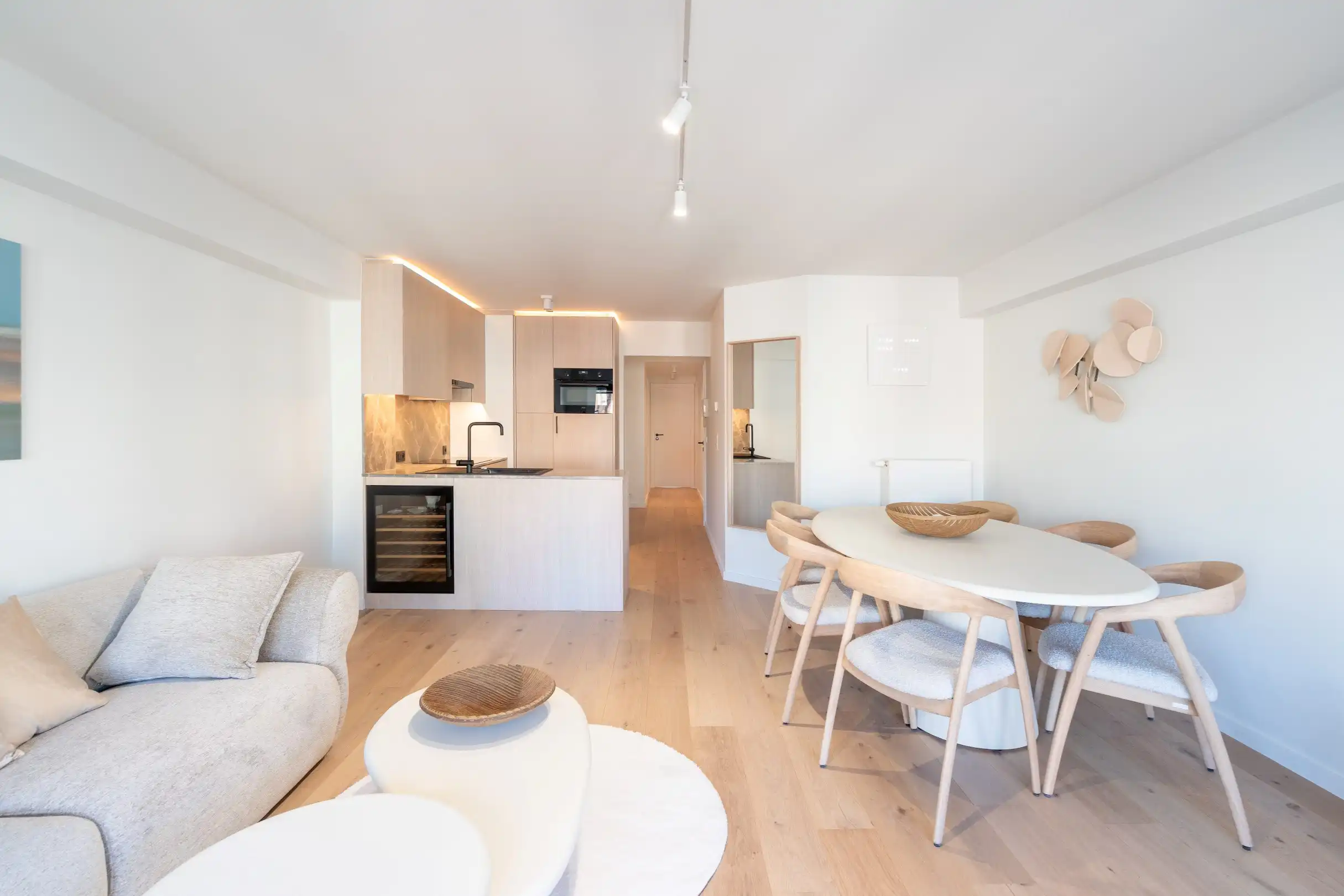 Volledig gerenoveerd, lichtrijk appartement gelegen in een kleine residentie. foto 18