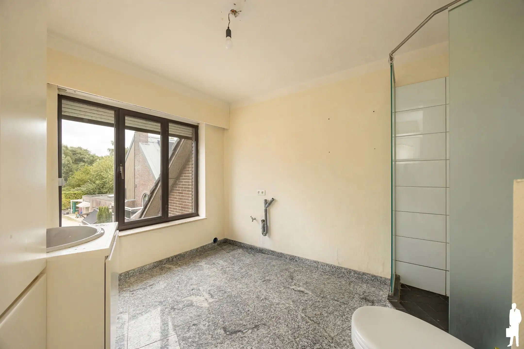 Duplex appartement met 2 terrassen en 2 staanplaatsen foto 14