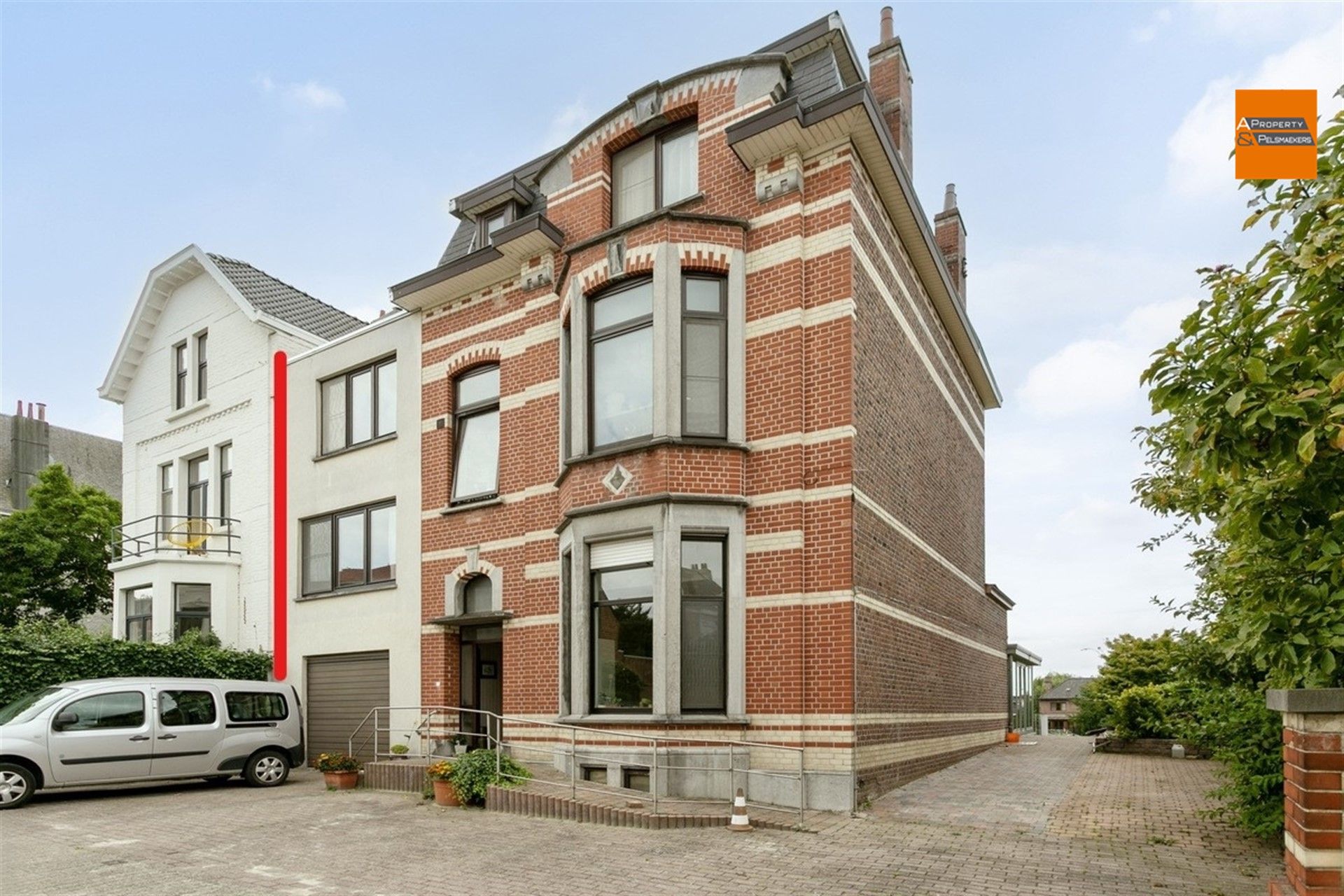 IN OPTIE  Ruime woning met apart vergund duplex appartement en grote tuin foto 27