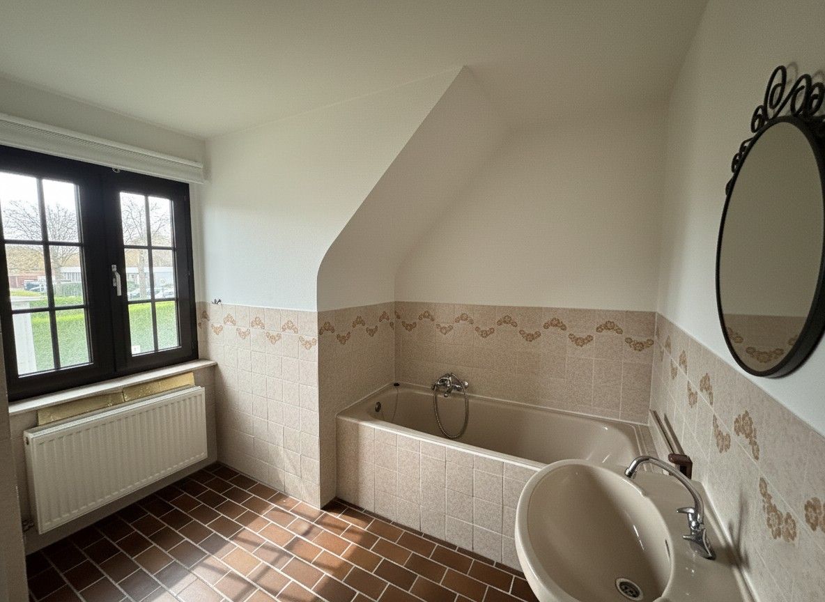 CHARMANTE VILLA  (O.B) MET TUIN foto 11