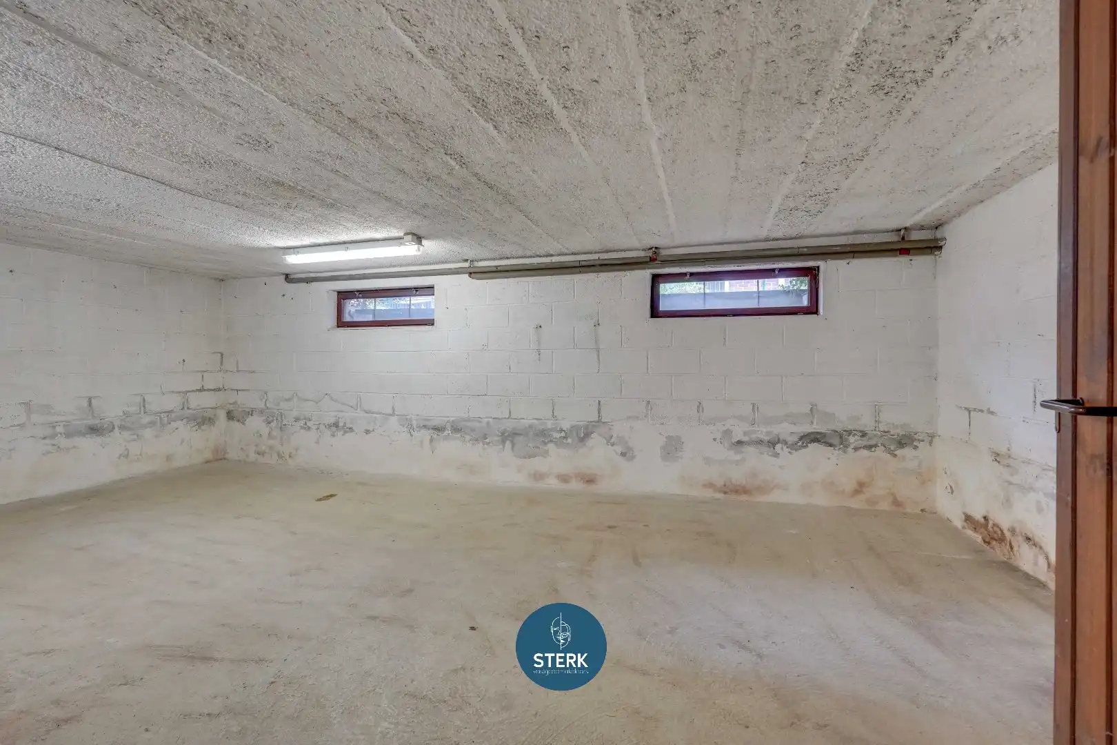 GELIJKVLOERSE WONING MET VEEL POTENTIEEL OP EEN RUSTIGE LOCATIE TE REKEM !  foto 20
