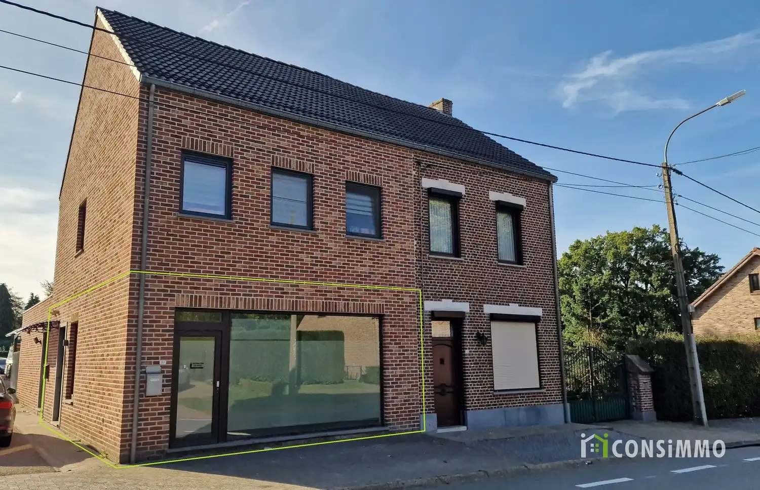 Handelsruimte met een topligging in Genk! foto {{pictureIndex}}