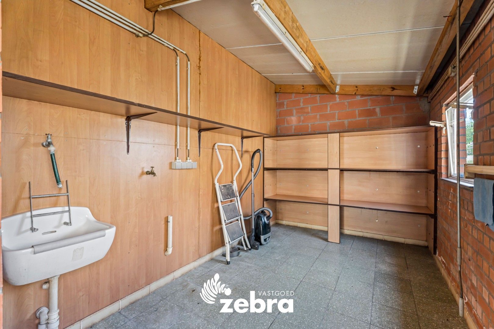 Karaktervolle woning met drie slaapkamers en zuidwestgerichte tuin te Tielt! foto 24
