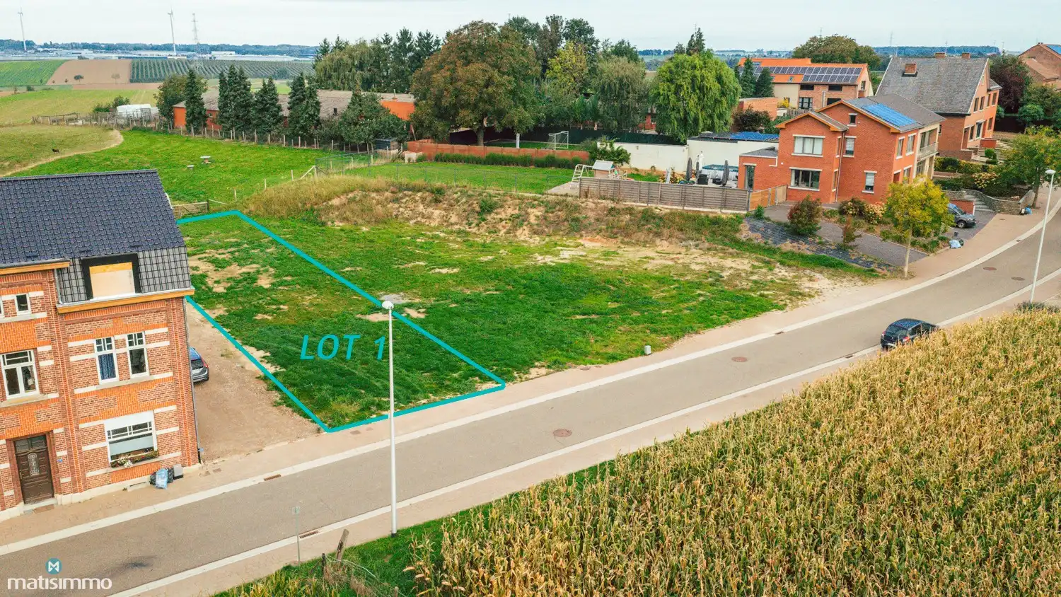 RUSTIG GELEGEN BOUWGROND VOOR HALFOPEN BEBOUWING TE MILLEN foto 2