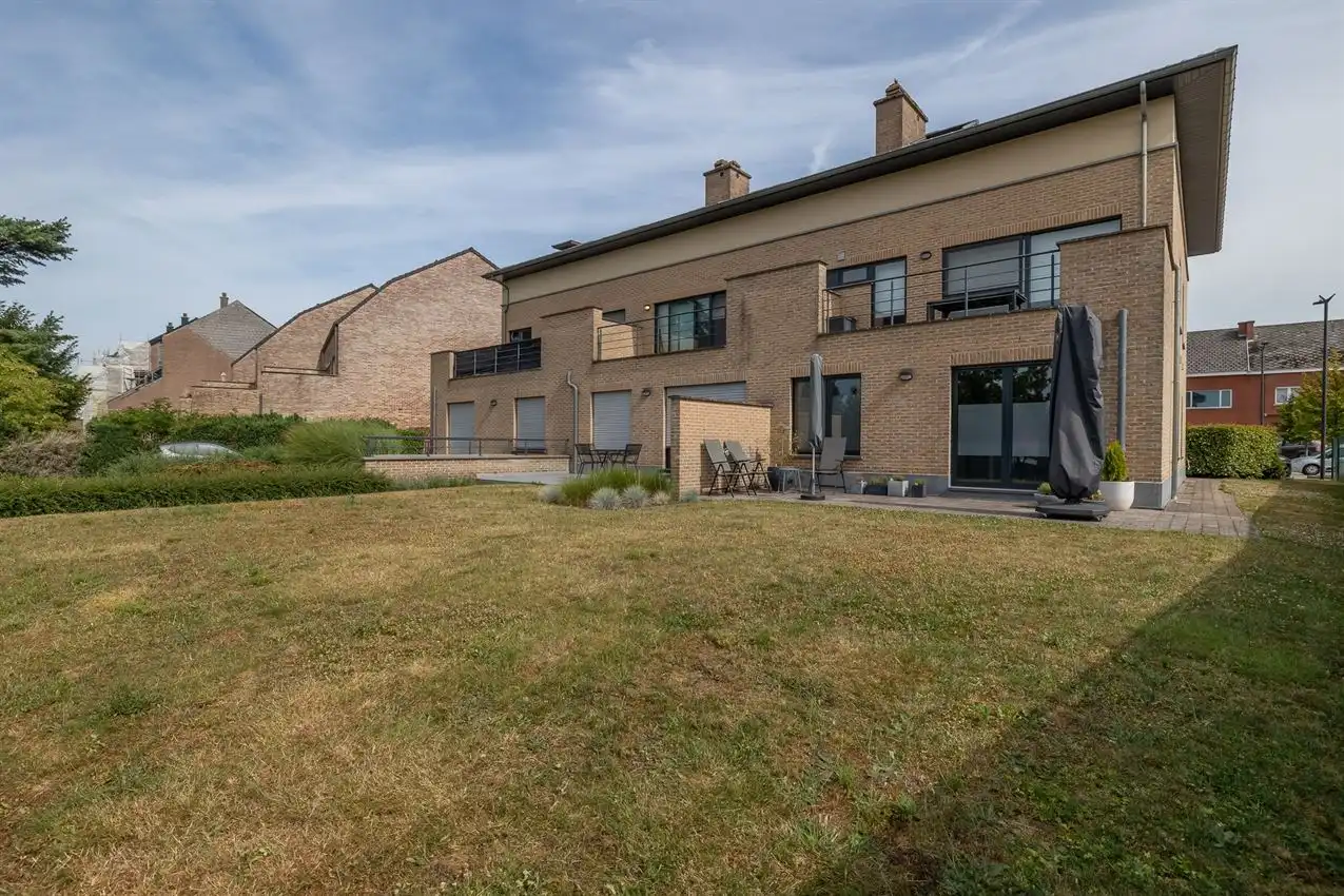 Ruim gelijkvloers wonen met tuin én rendement. foto 5