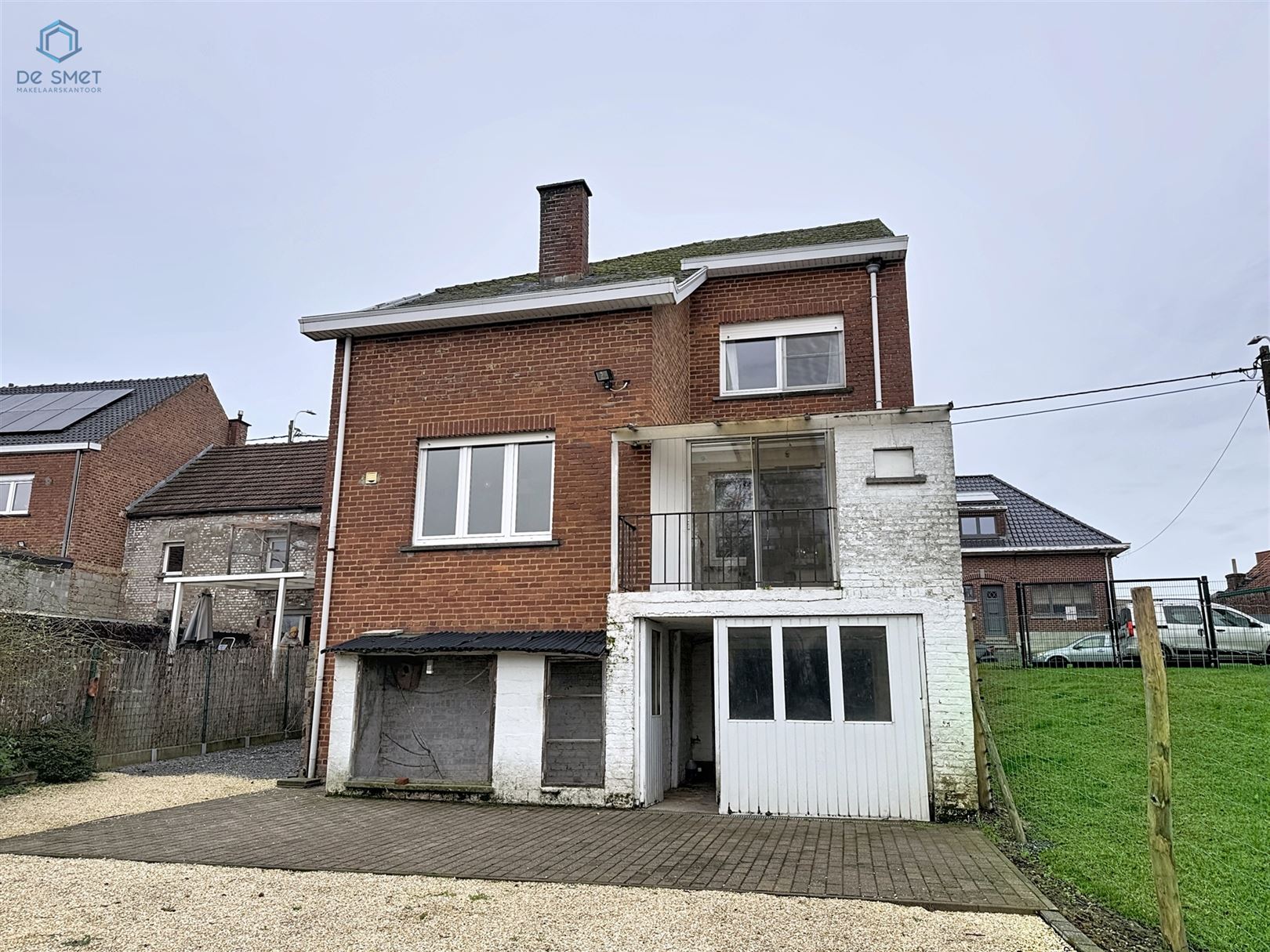 Zeer ruime woning met grote tuin, bos en landelijk uitzicht foto 20