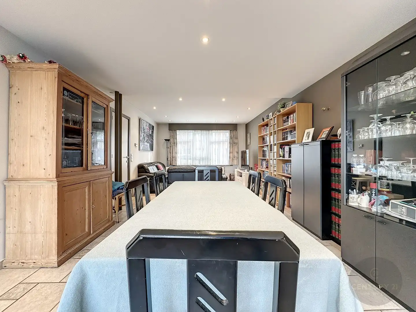 RUIME en LICHTRIJKE woning!! foto 6