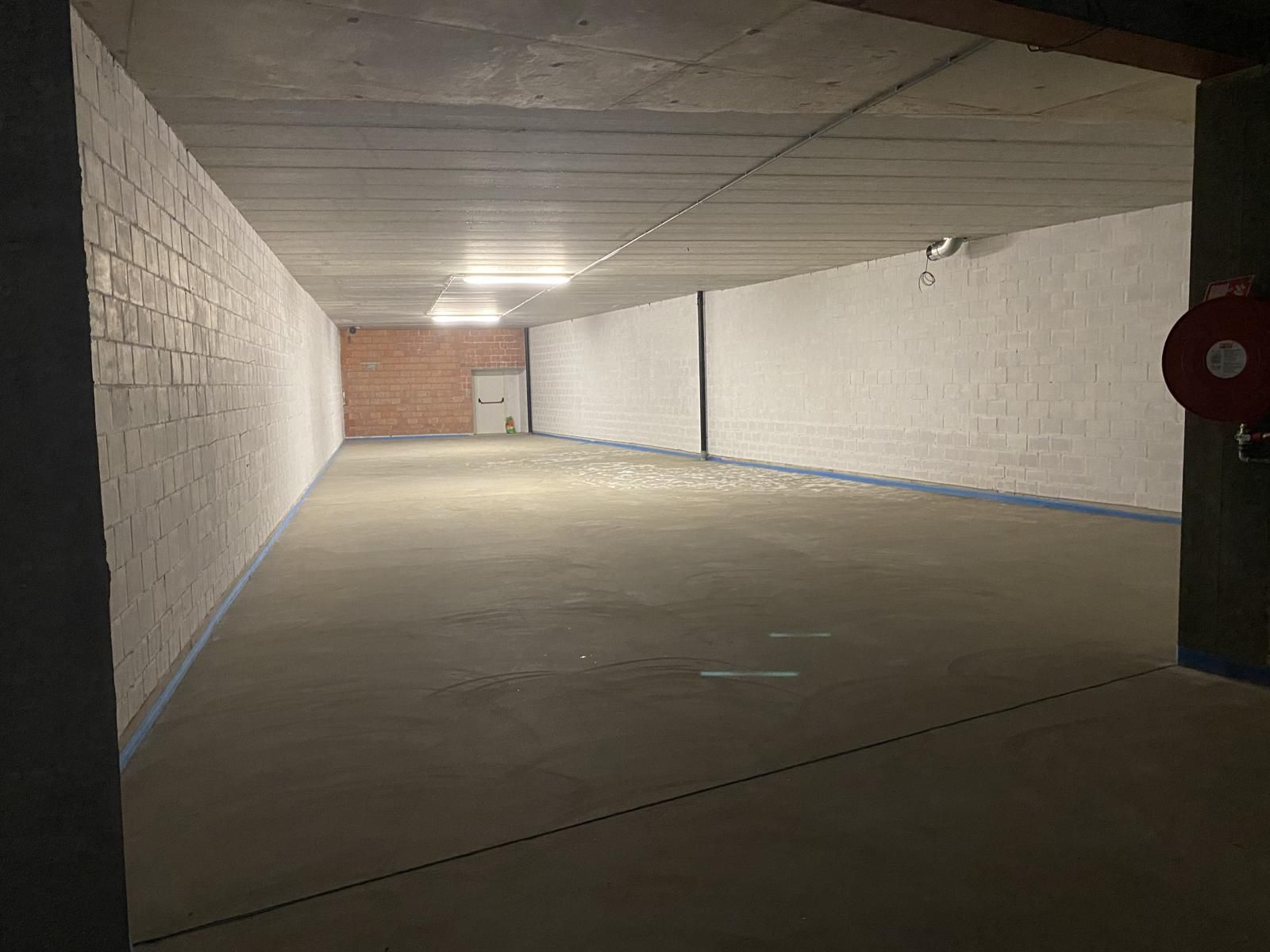 Ruim CASCO handelspand op een TOP locatie in Aarschot! foto 4