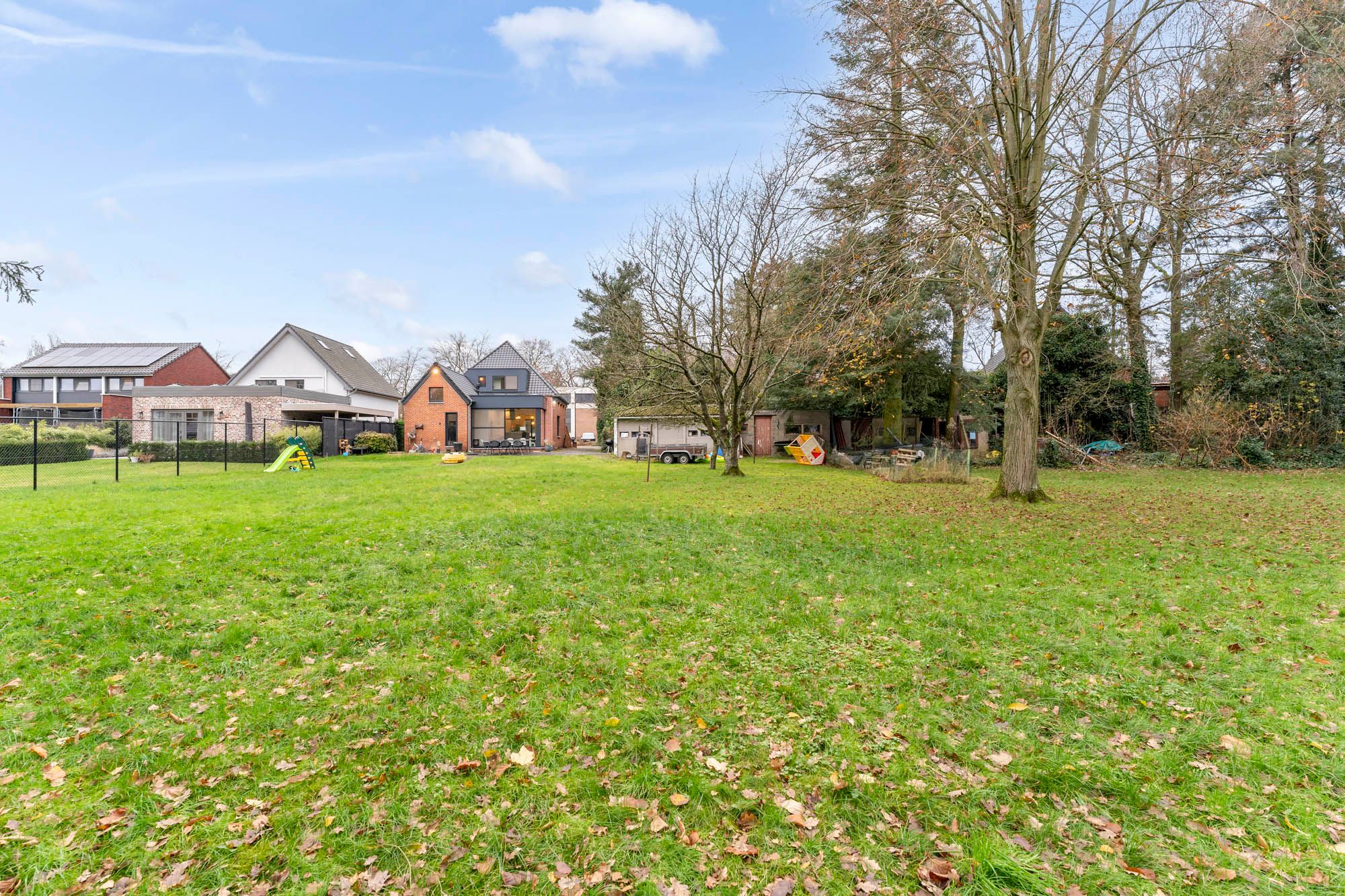 Prachtig gerenoveerde woning (2019) op toplocatie in Koersel! foto 25