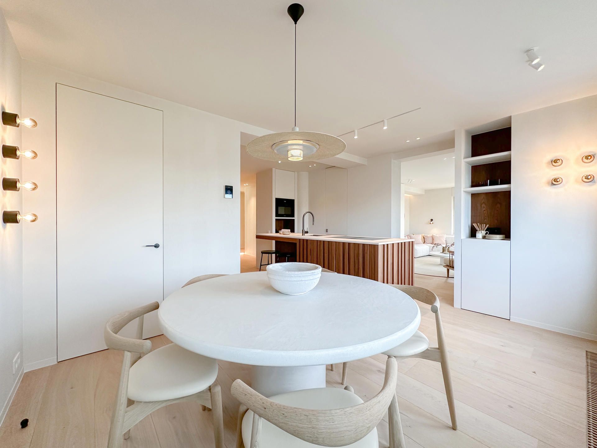 Uitzonderlijk mooi, tijdloos GERENOVEERD 4-slpk. appartement foto 25