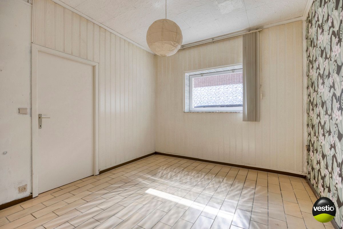 OP TE FRISSEN WONING MET 2 SLK OP 4A95CA IN DORPSKERN TE ZICHEN-ZUSSEN-BOLDER. foto 13