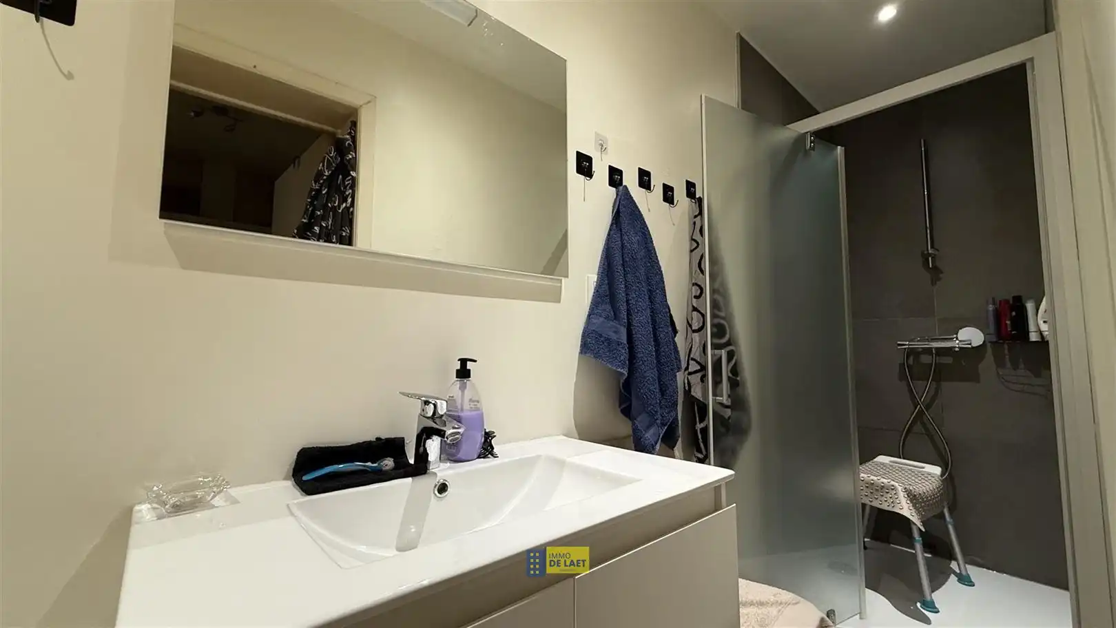 Gelijkvloers appartement met tuin foto 13