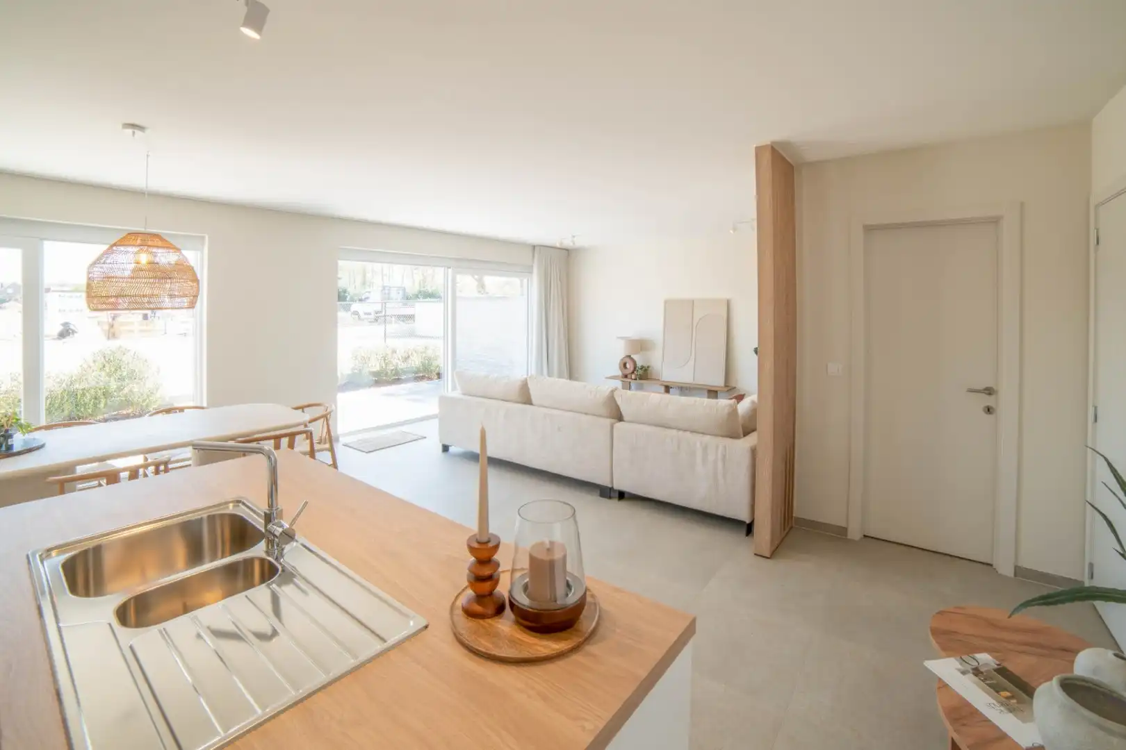 Ruime gezinswoning in Hallaar met nieuwste energietechnieken foto 10