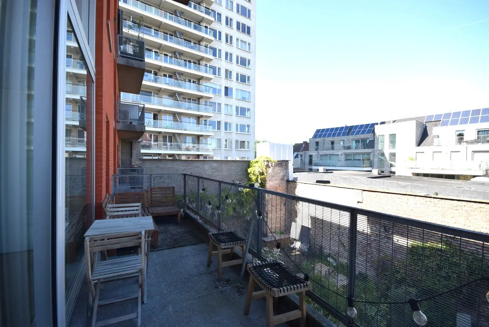 Stijlvol duplex appartement met ruim terras nabij het centrum van Gent foto 5