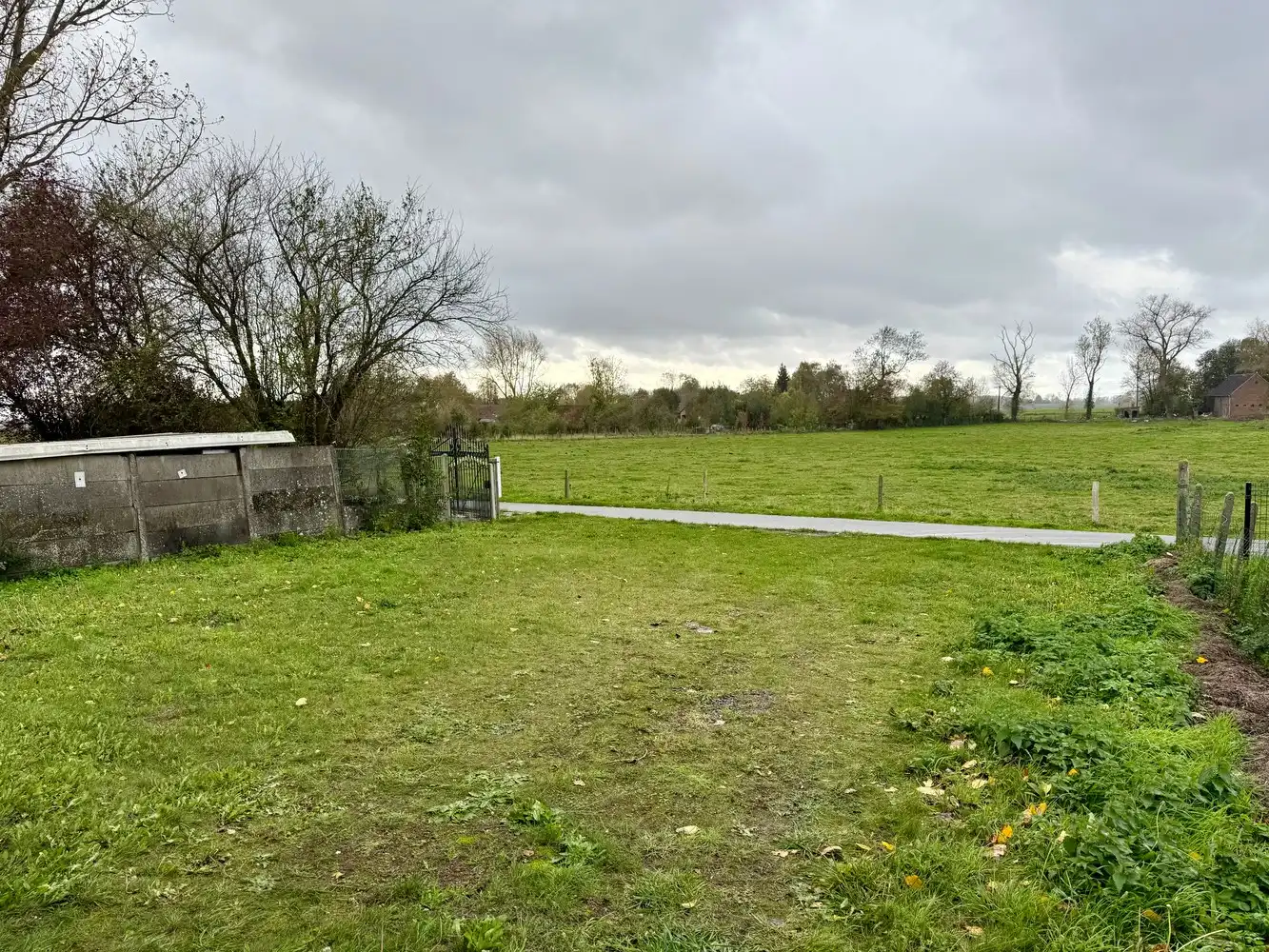 🏡 Te koop: te renoveren ruime villa met loods – unieke opportuniteit in Elst! foto 24