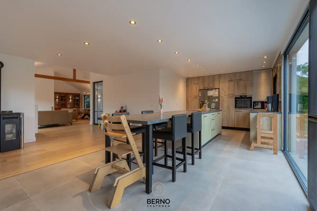 Recent gerenoveerde landelijke woning met uitzonderlijke tuin op 1.856 m² foto 6