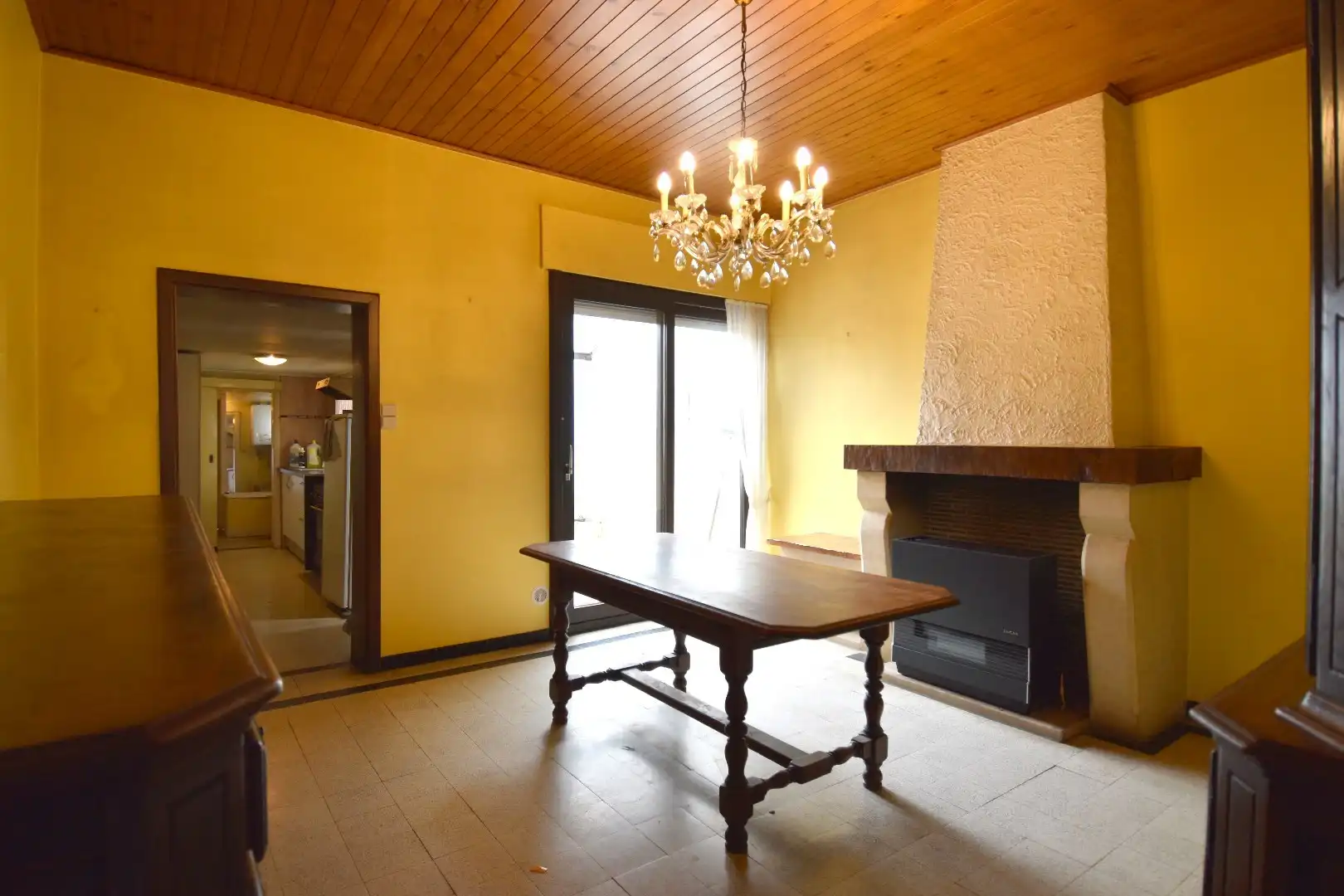 Te renoveren woning met tal van mogelijkheden en ruime opslagplaats (65,5 m²) te koop in Bissegem foto 8