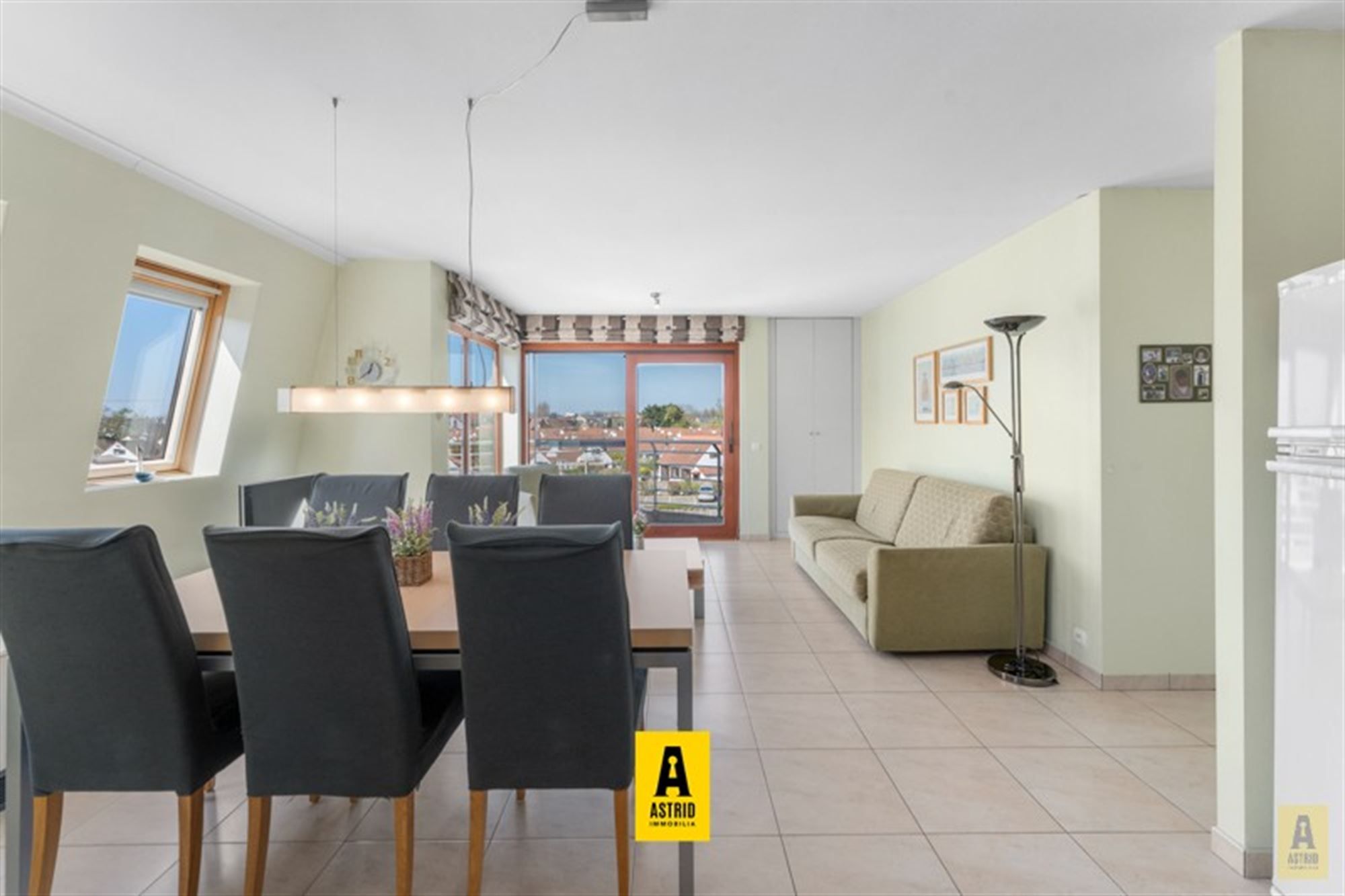 Schitterend hoekappartement in groen domein met zwembad! foto 7