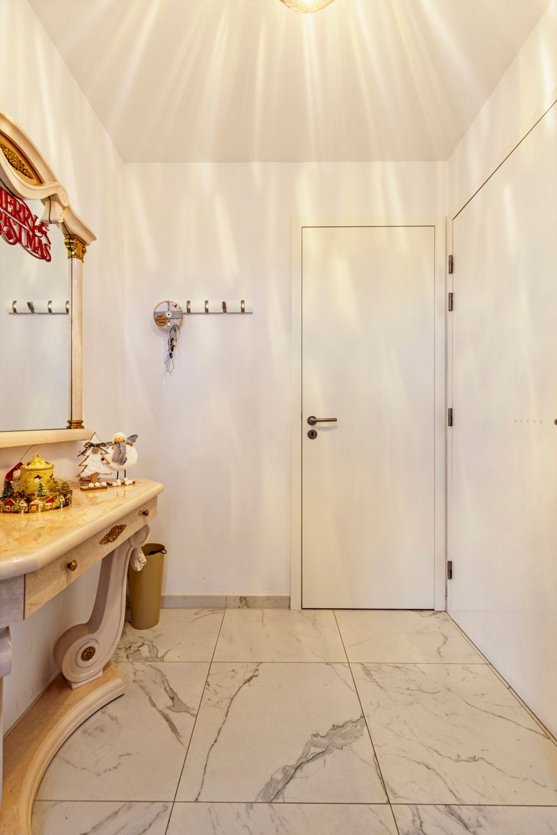 Recent appartement met ruime garagebox te BERLAAR foto 4