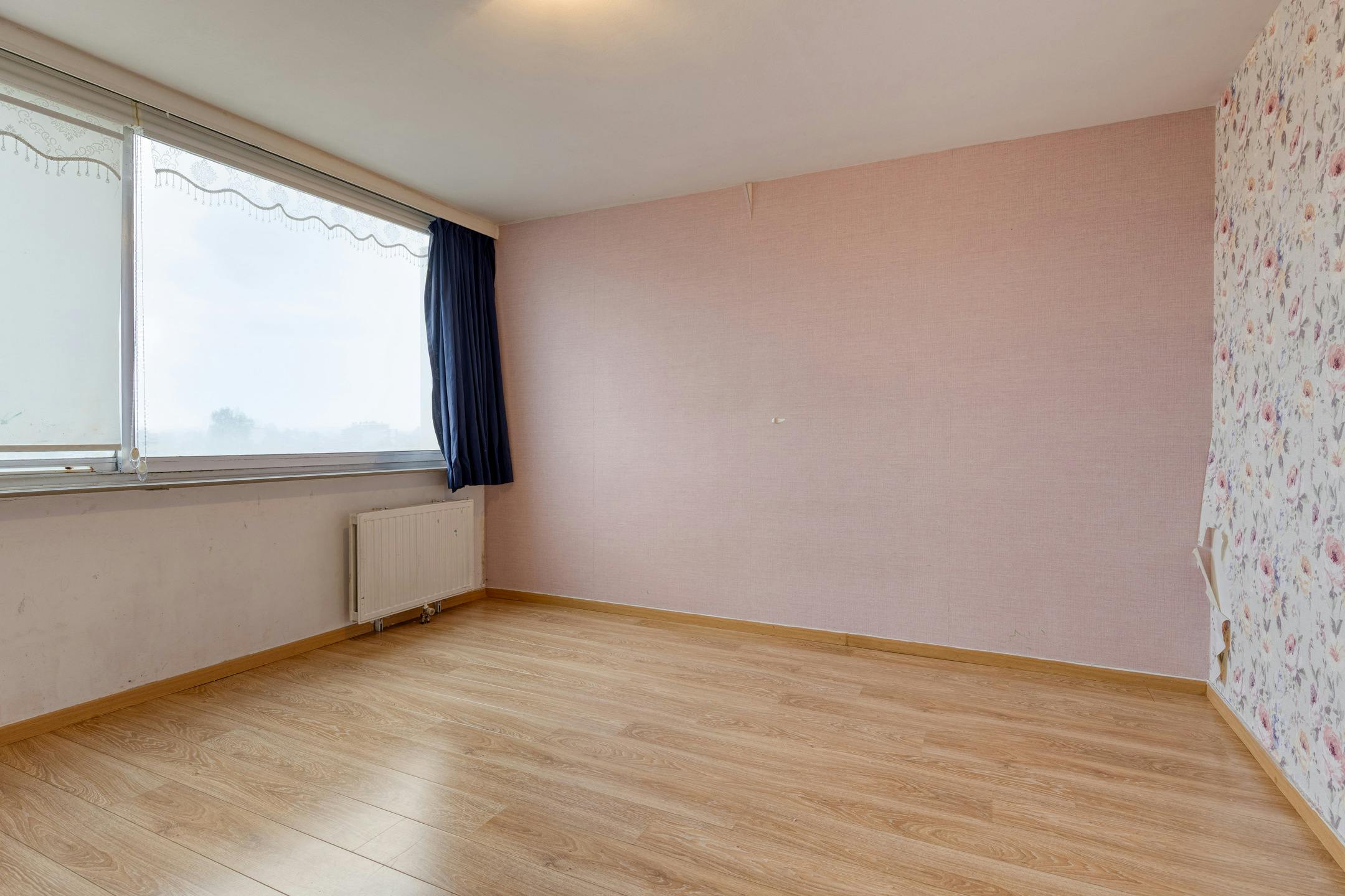 Ruim appartement met garage te koop in Merksem foto 9